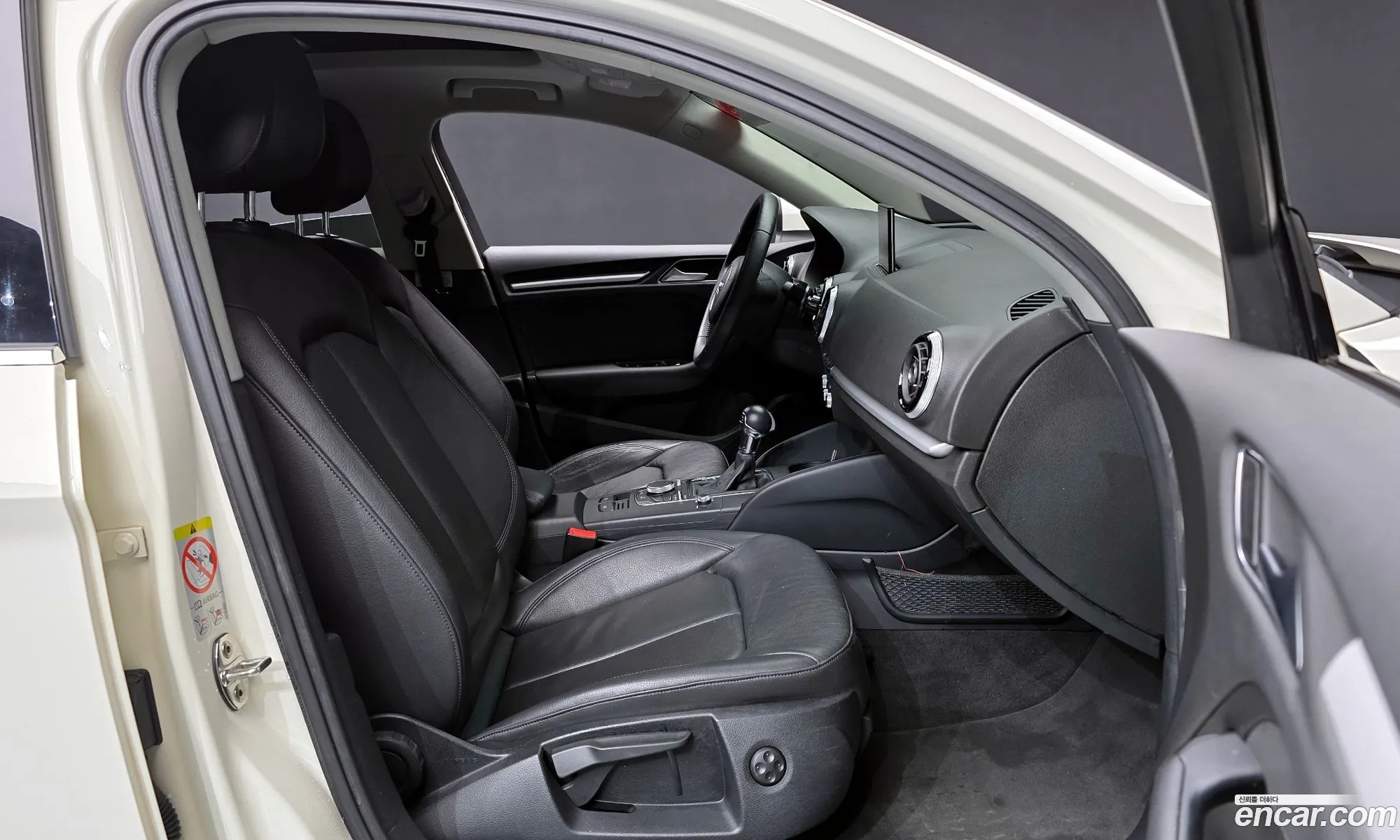 Audi A3 2014 WAUZZZ8VXE1009529 — 3