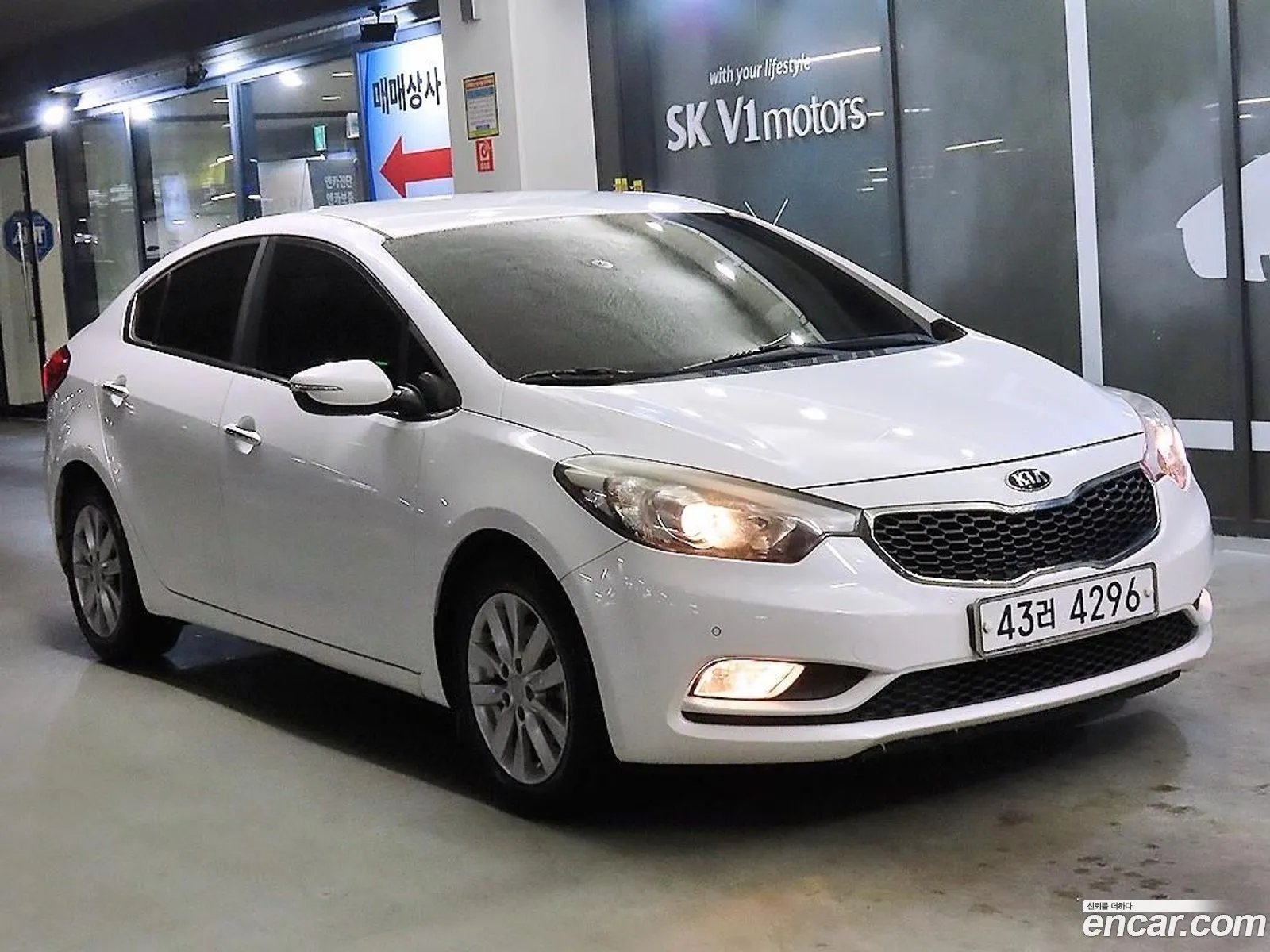 Kia K3 2015 — 17