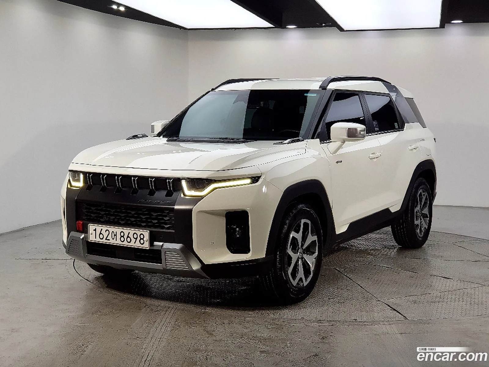KG Mobility (SsangYong) Torres 2022 — 19