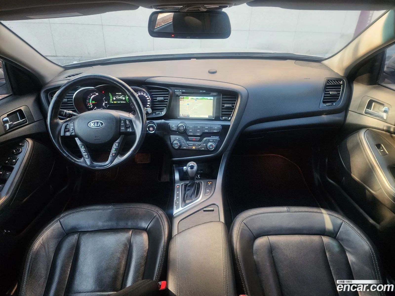 Kia K5 Hybrid 2012 — 3