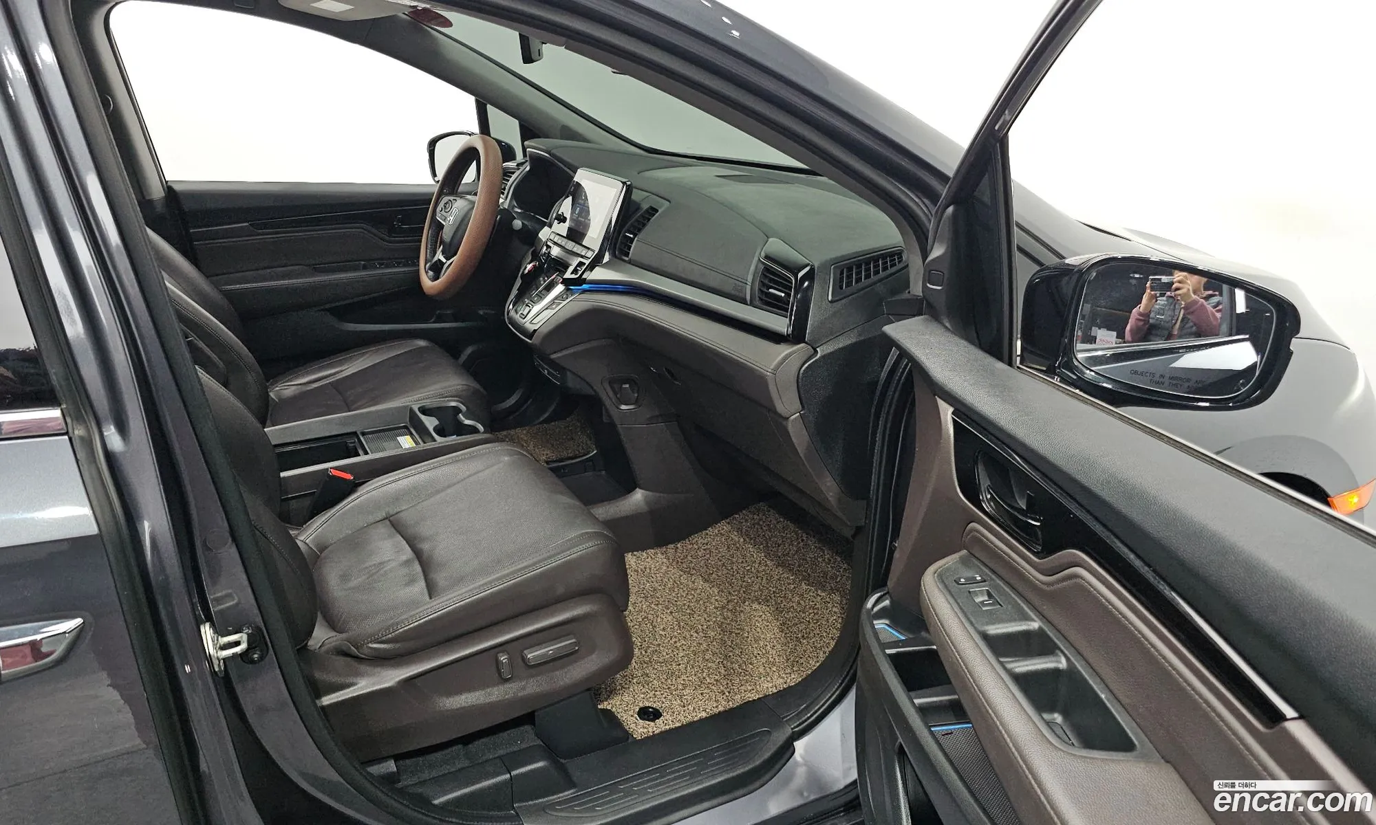 Honda Odyssey 2017 5KBRL6880JB600078 — 6