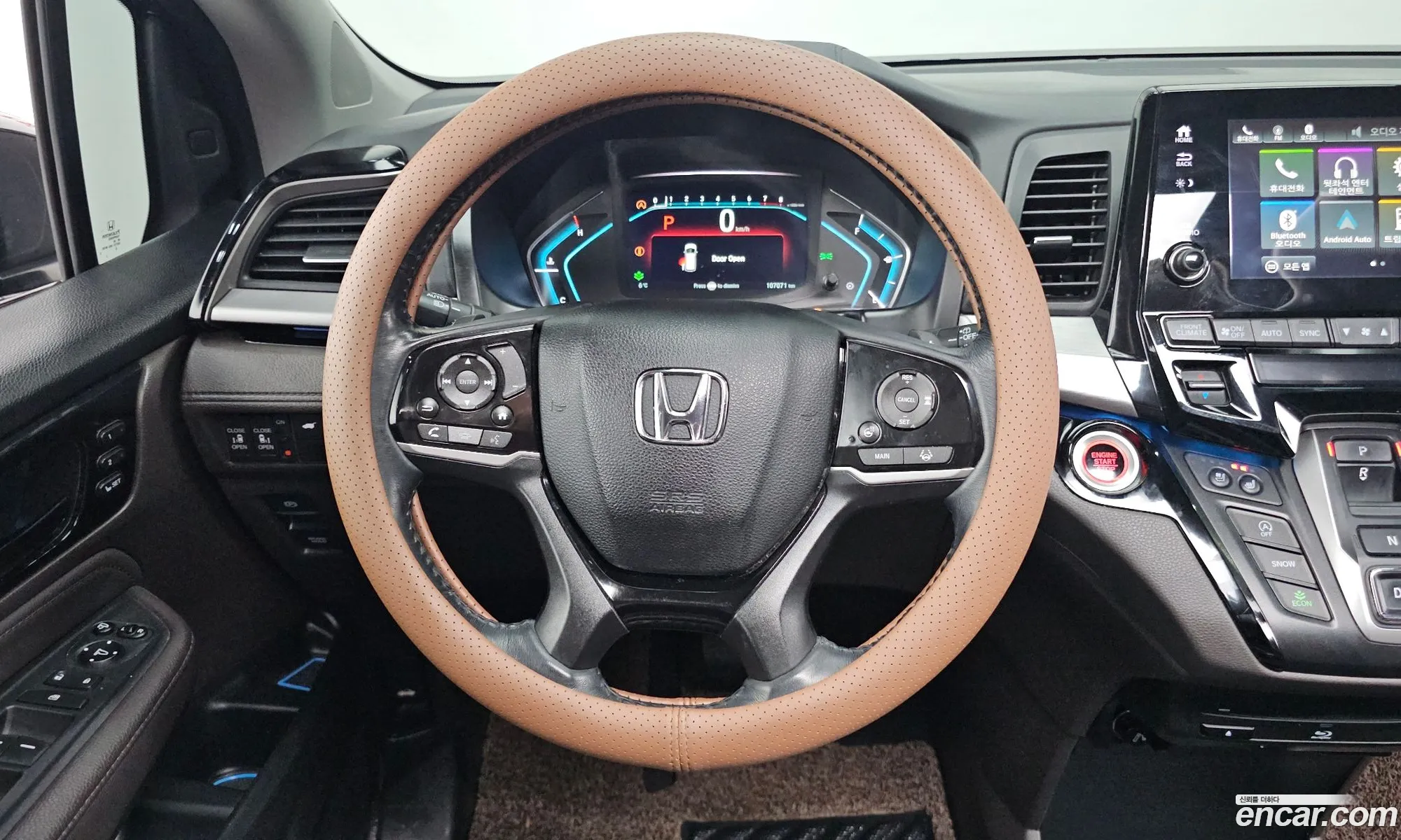 Honda Odyssey 2017 5KBRL6880JB600078 — 10