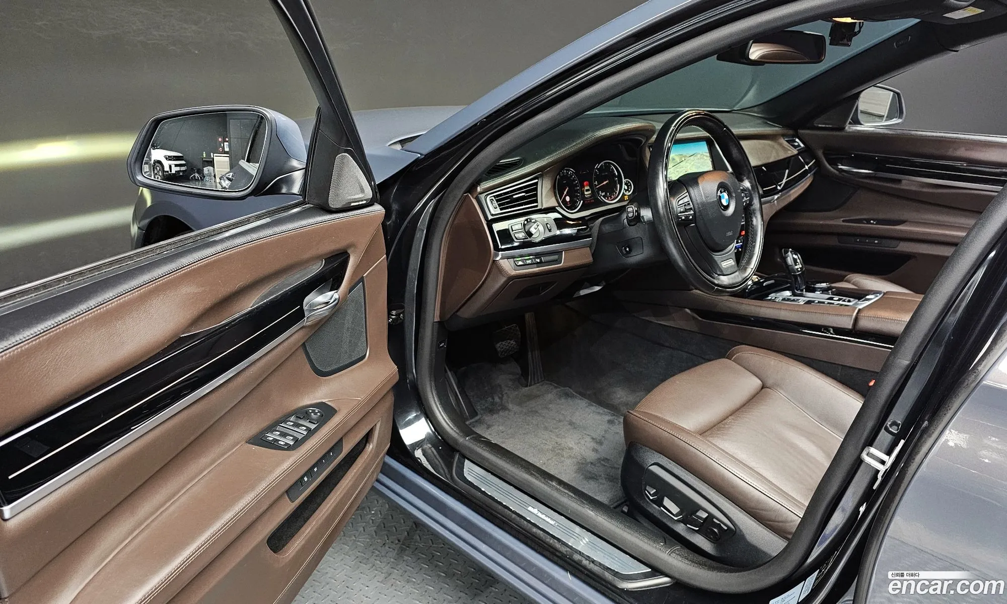 BMW 7 Series 2015 — 19