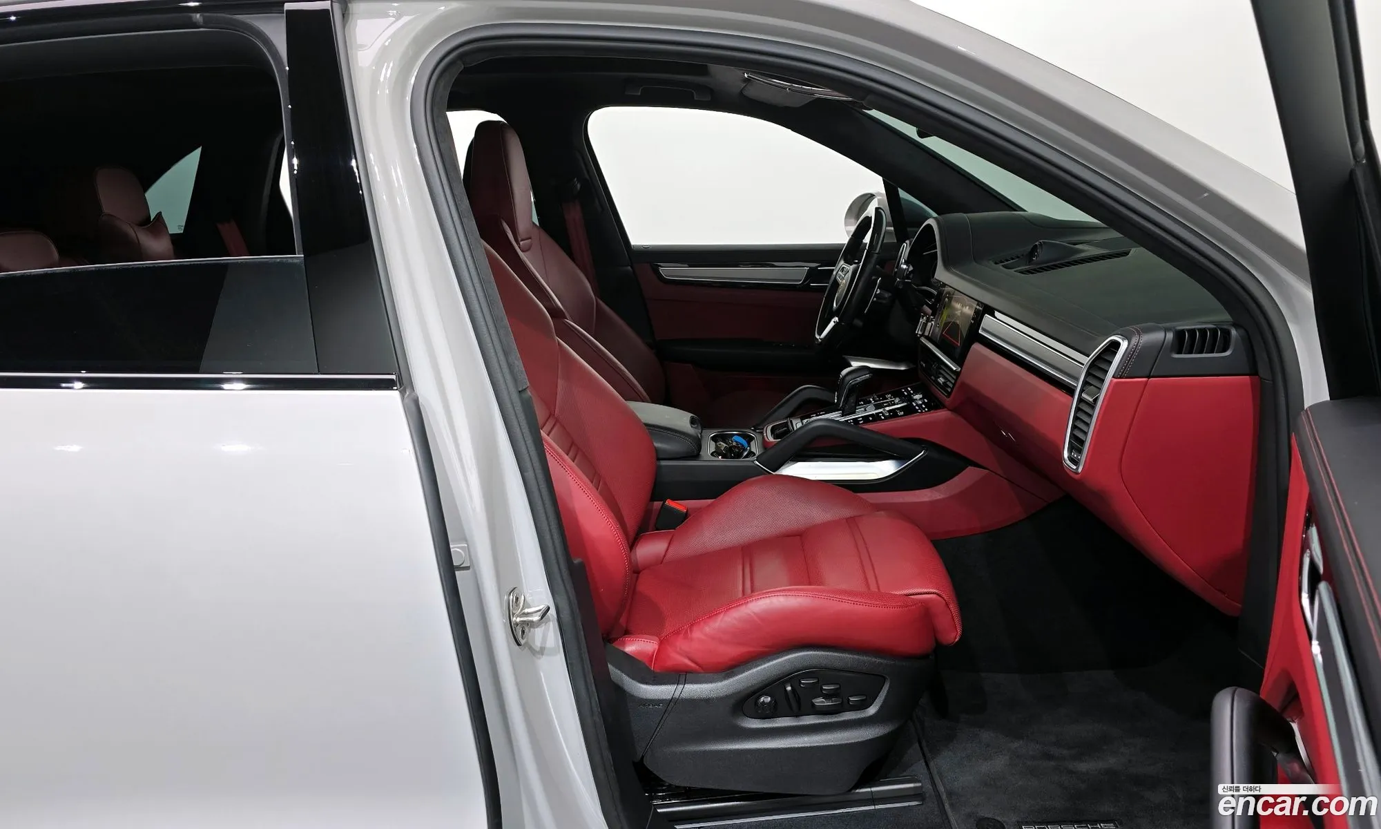Porsche Cayenne 2022 — 2