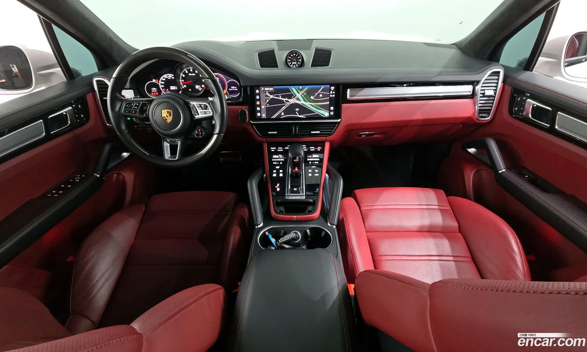 Porsche Cayenne 2022 — 11