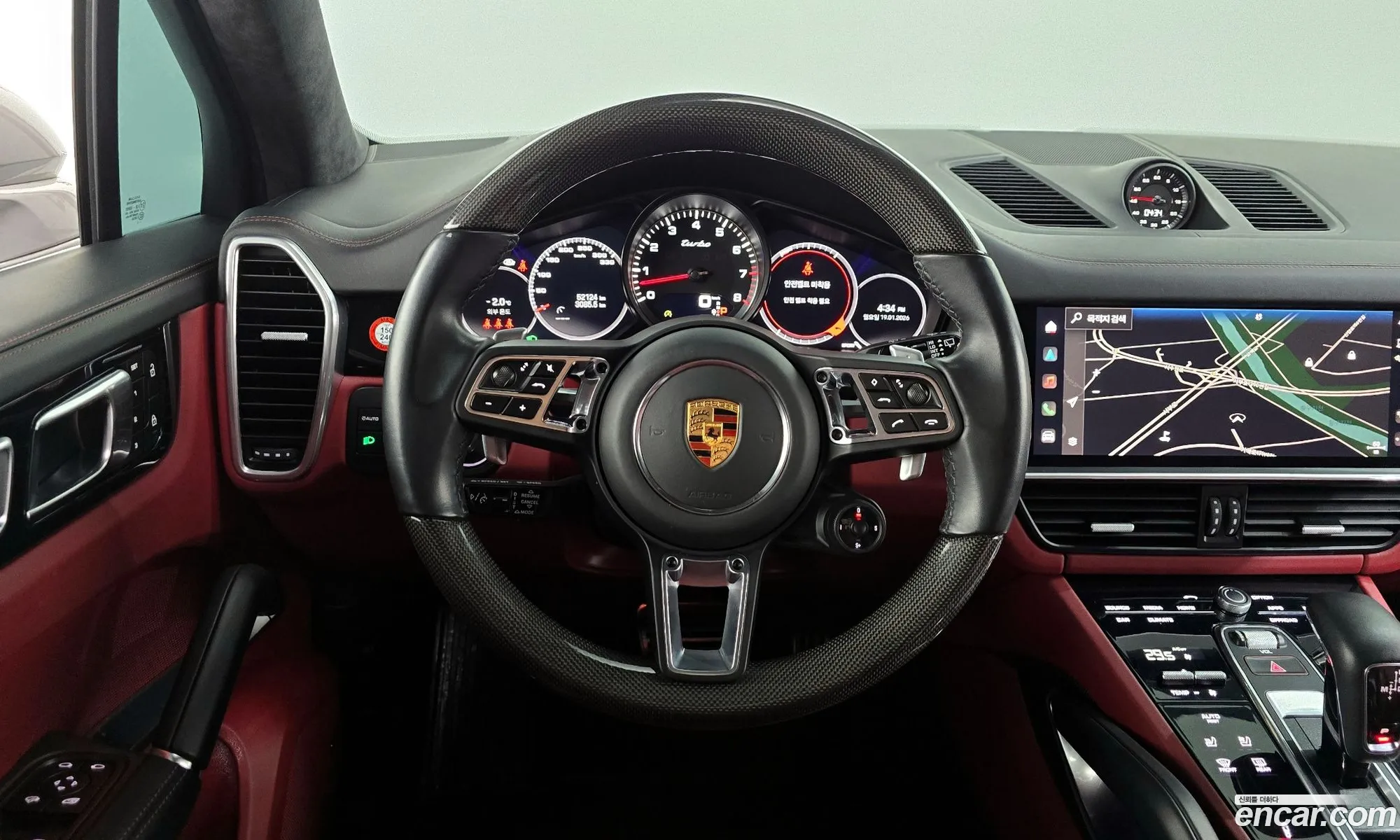 Porsche Cayenne 2022 — 17