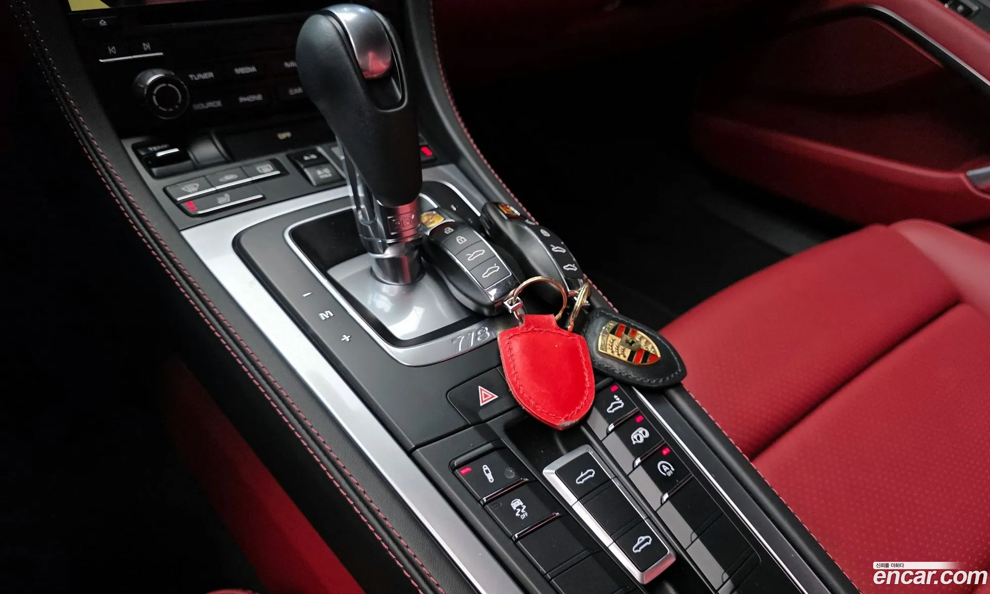 Porsche 718 Boxster 2024 WP0CD2988RK228304 — 17