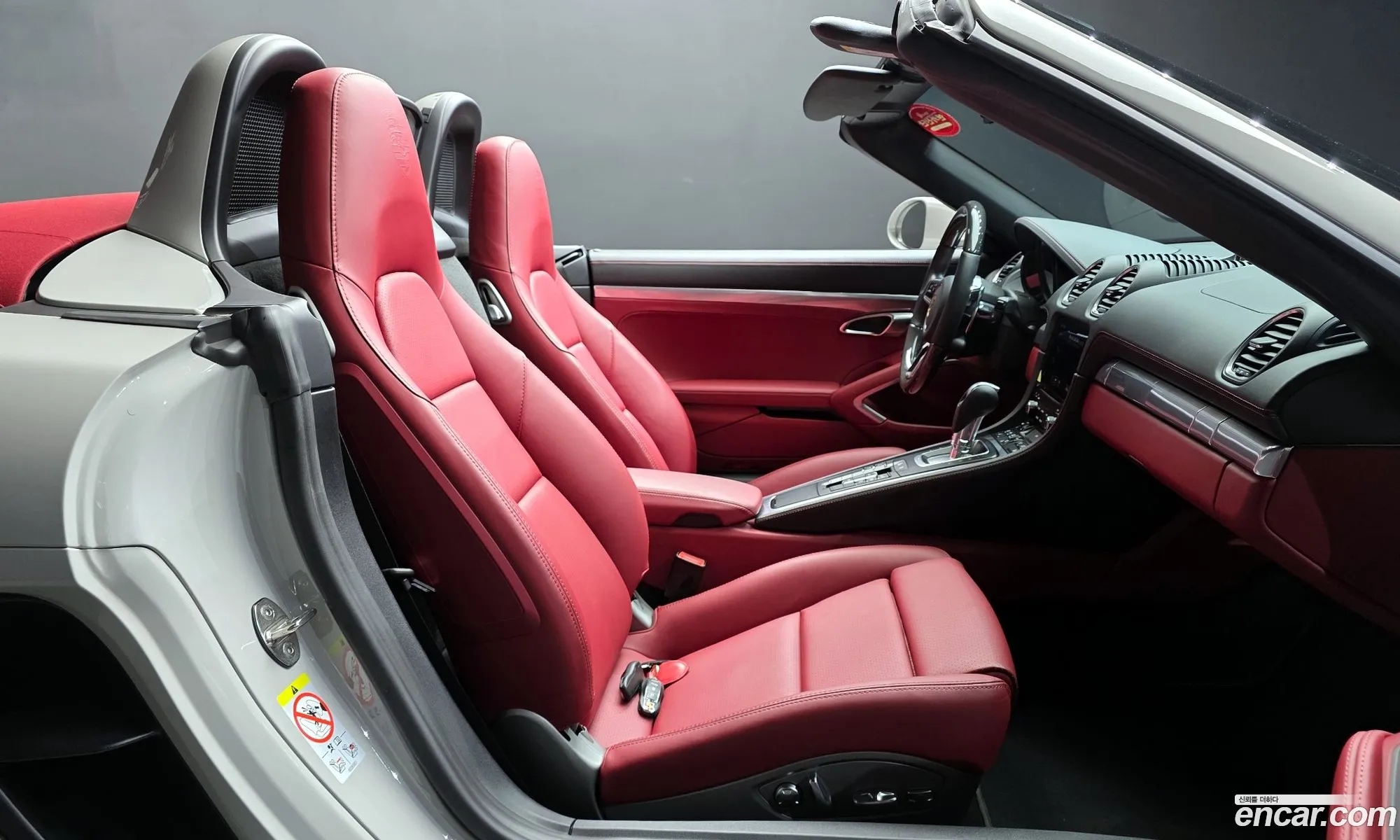 Porsche 718 Boxster 2024 WP0CD2988RK228304 — 4
