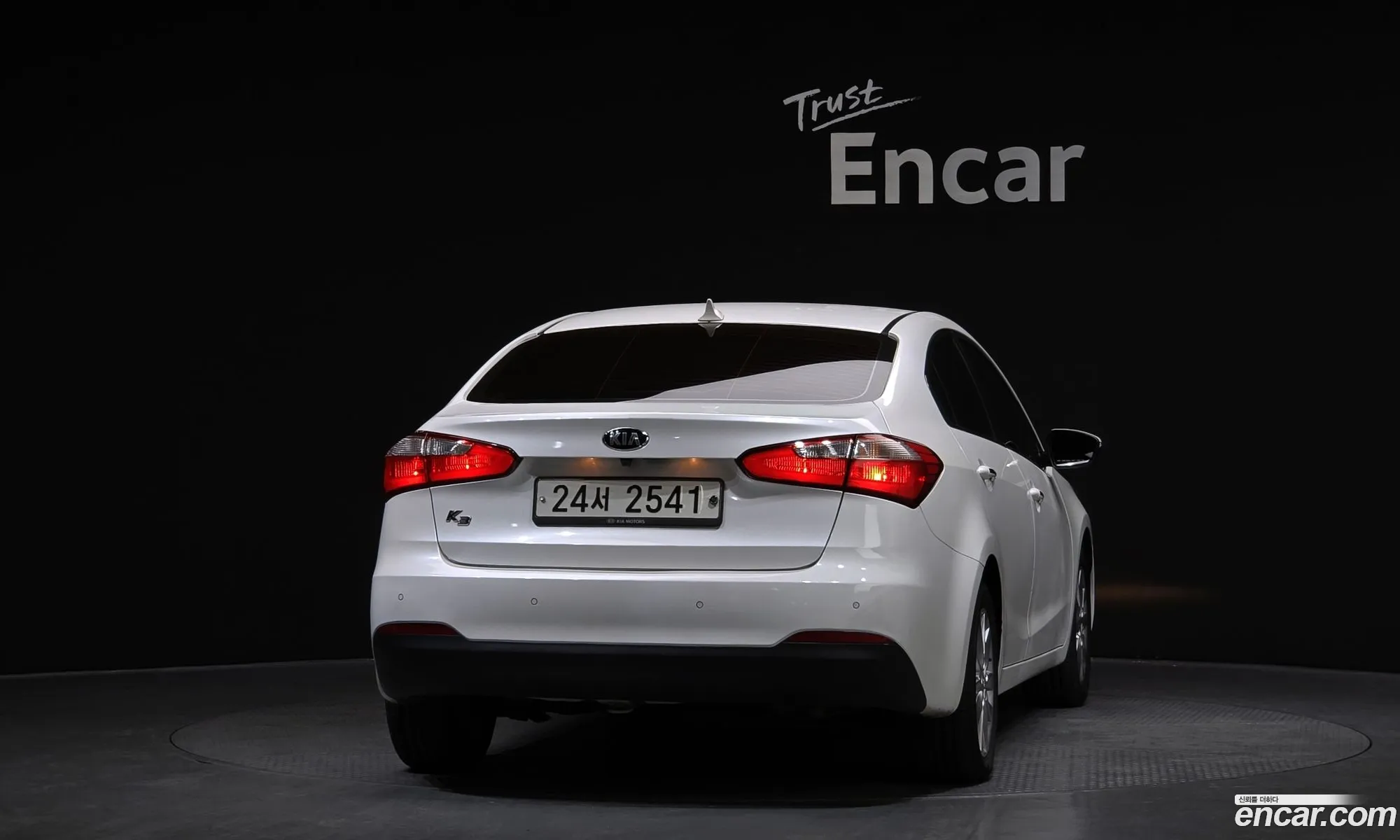 Kia K3 2014 KNAFK412BFA355571 — 10