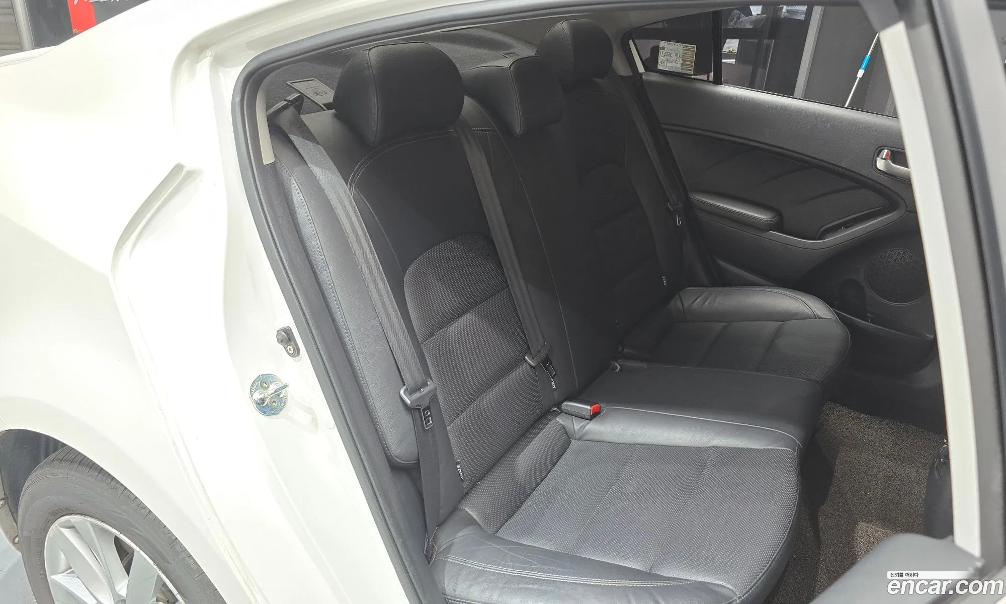 Kia K3 2014 KNAFK412BFA355571 — 14