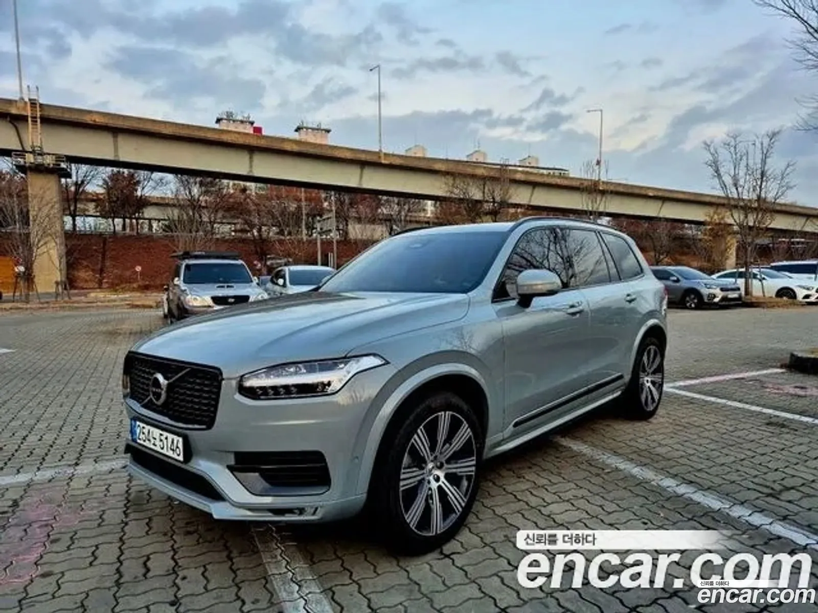 Volvo XC90 2024 — 13