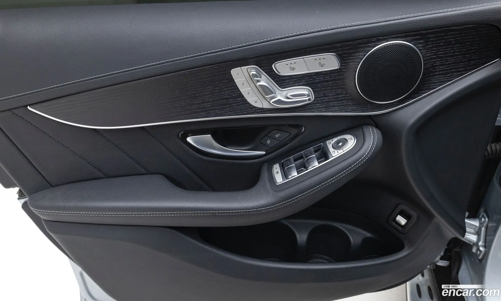 Mercedes-Benz GLC-Class X253 2023 — 6
