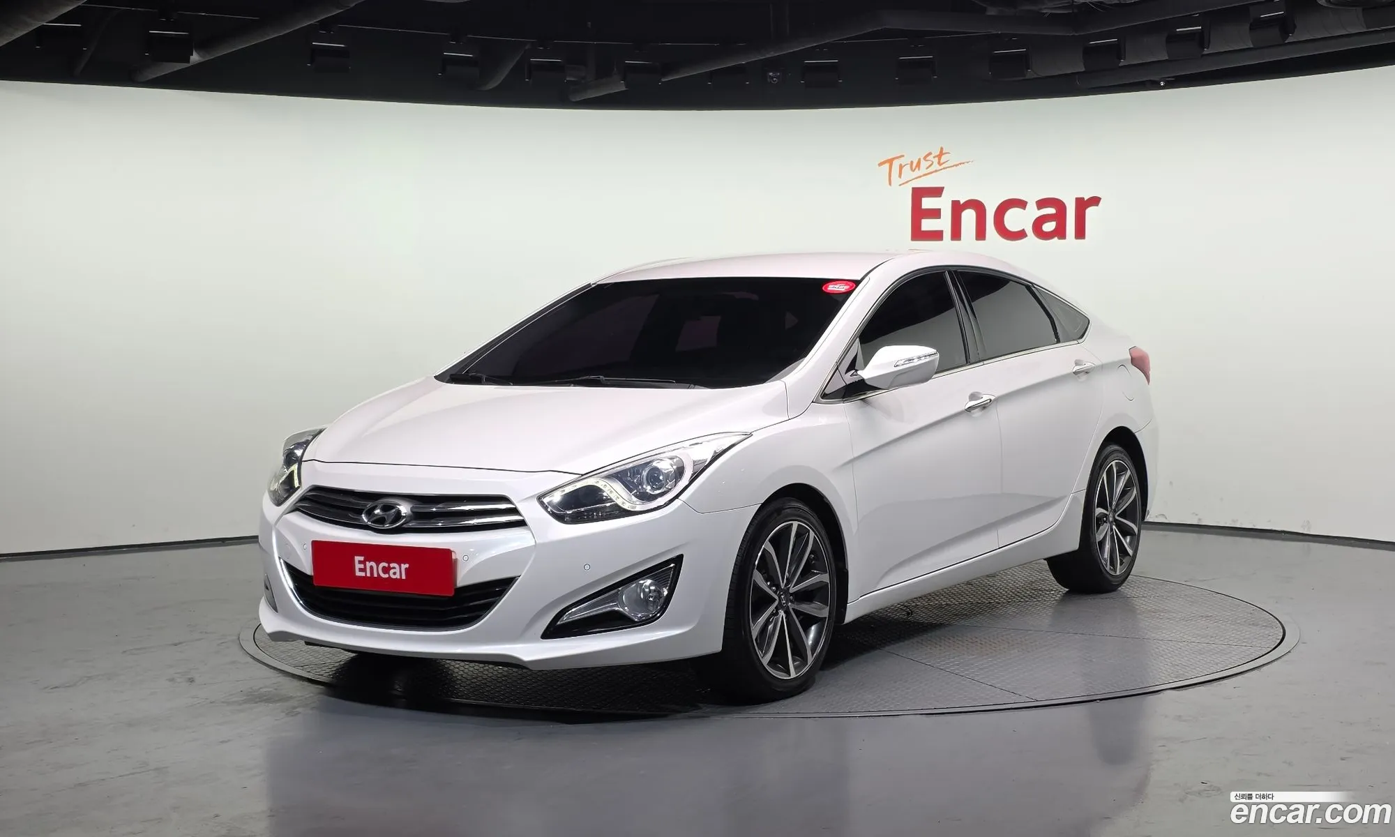 Hyundai i40 Saloon 2014 — 10