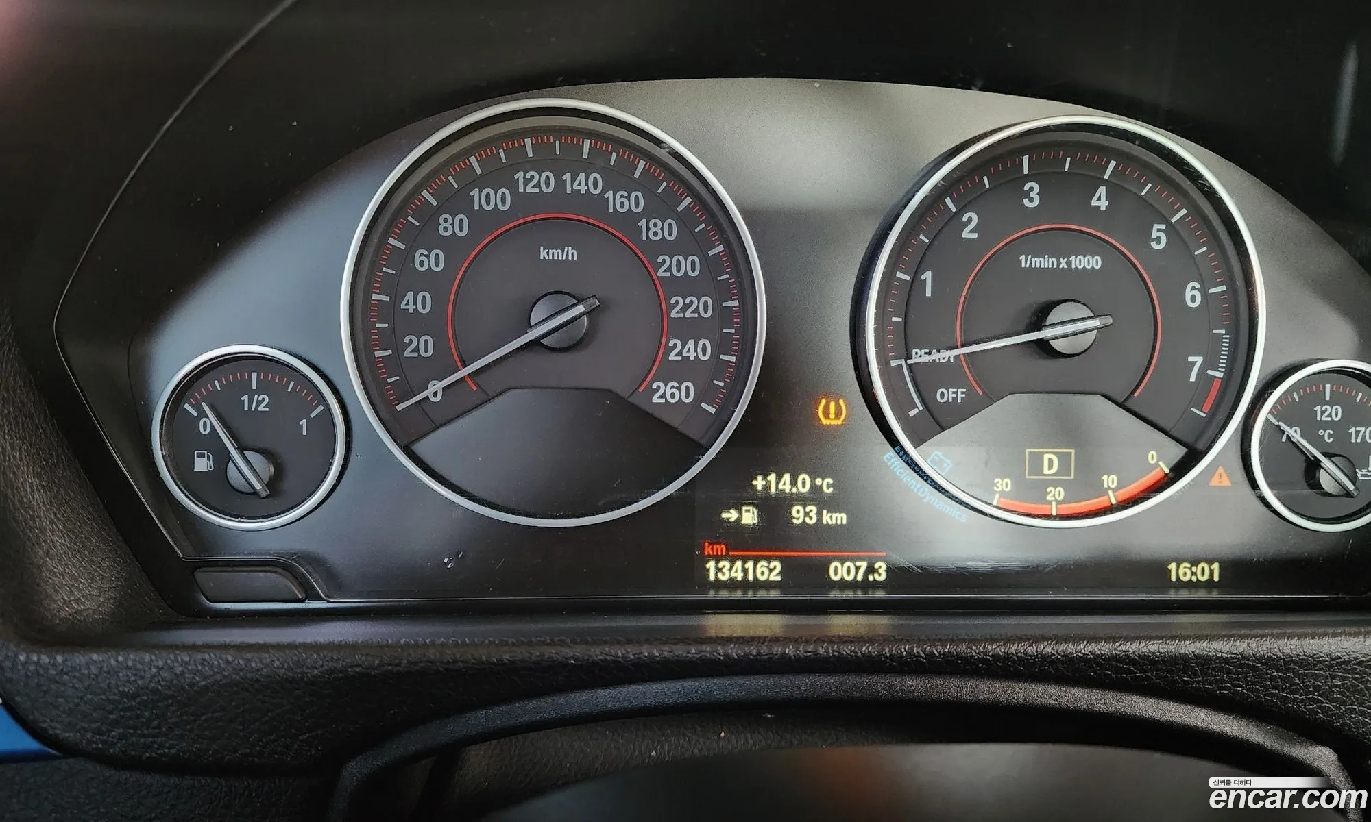 BMW 3 Series 2017 — 12
