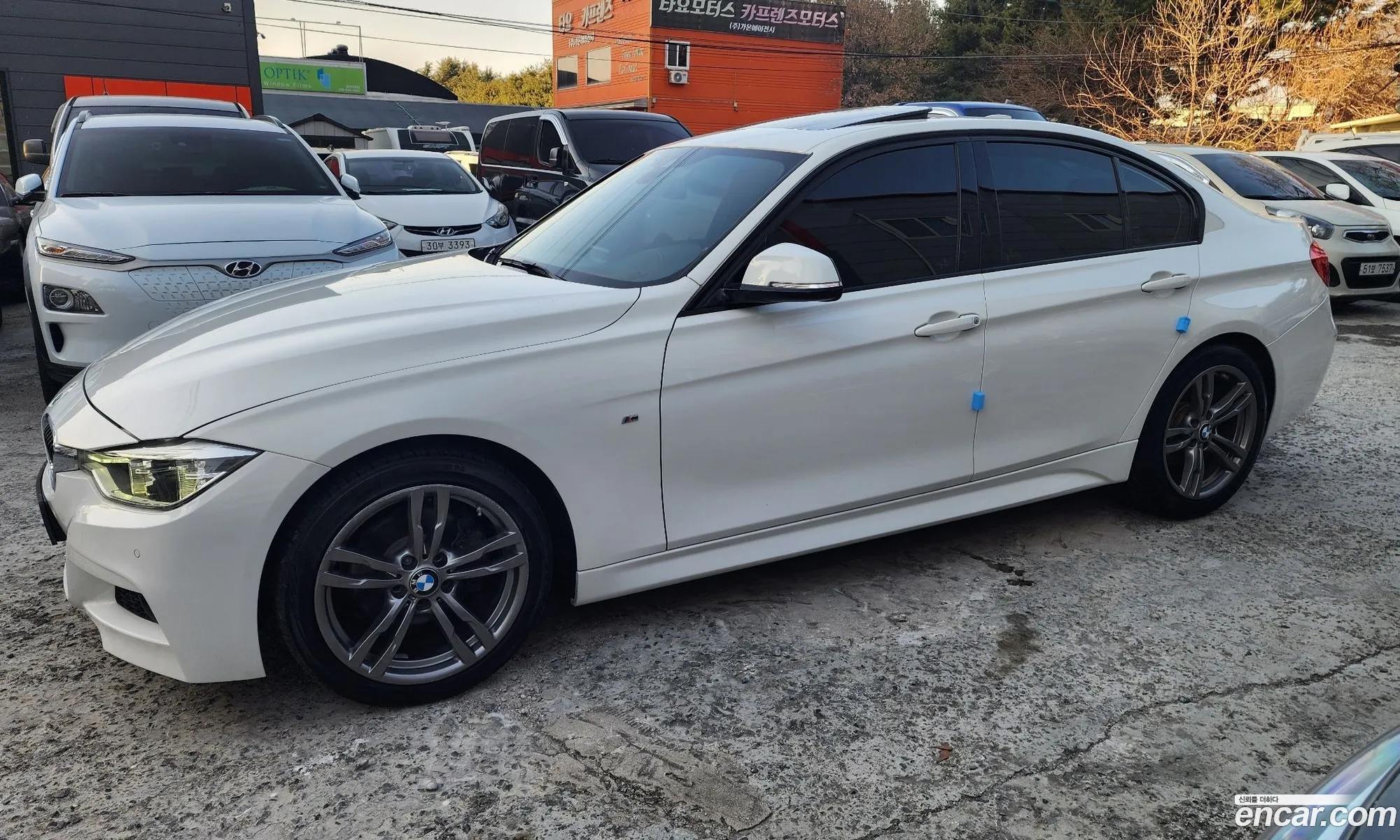 BMW 3 Series 2017 — 2