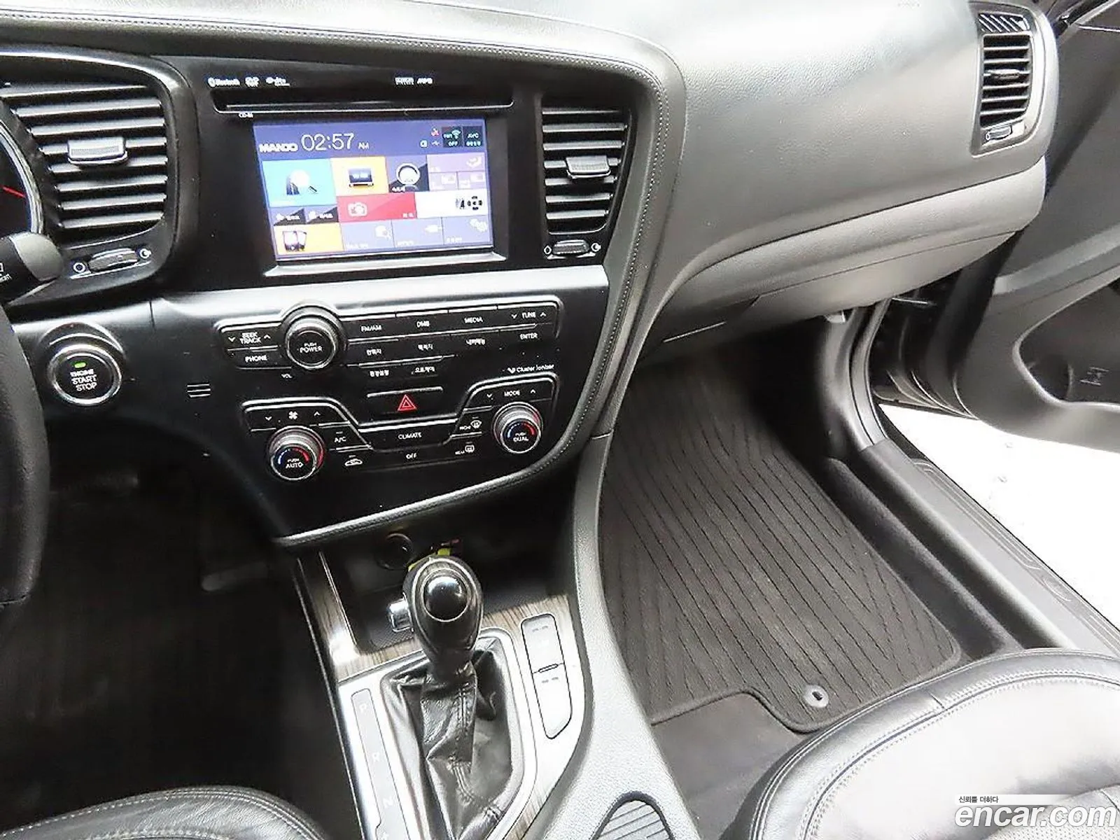 Kia K5 2010 — 5