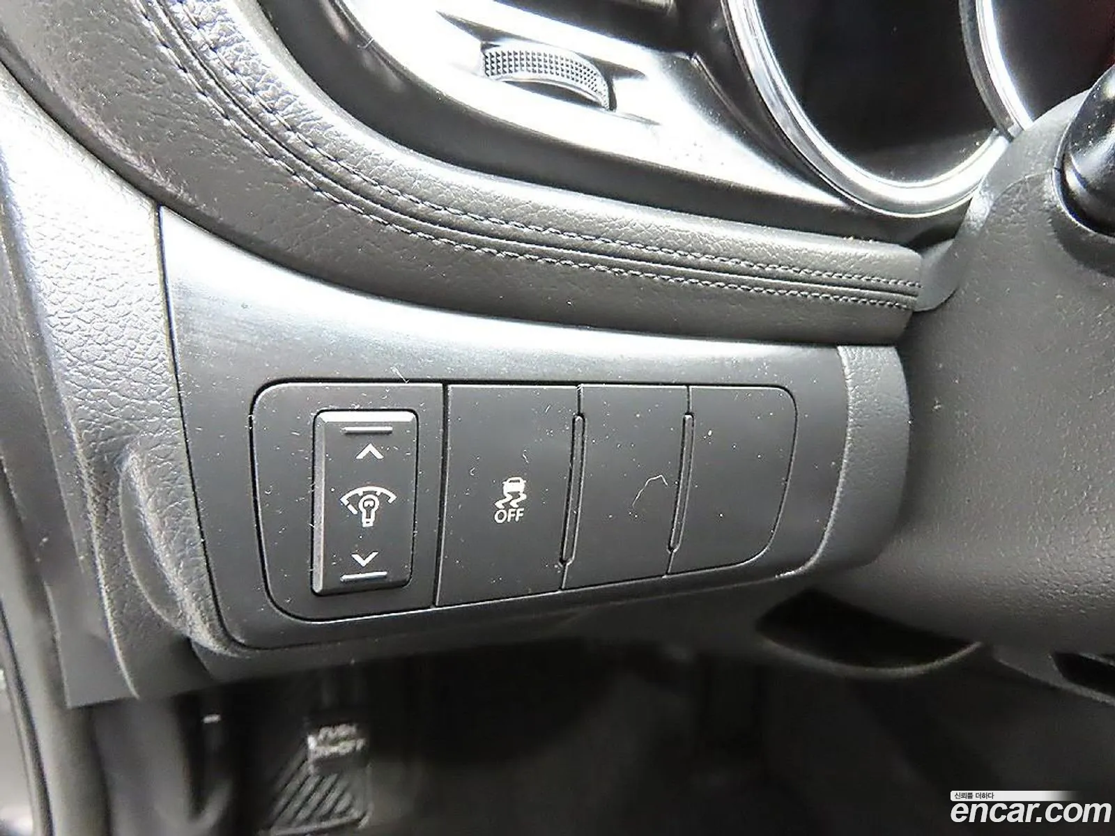 Kia K5 2010 — 19