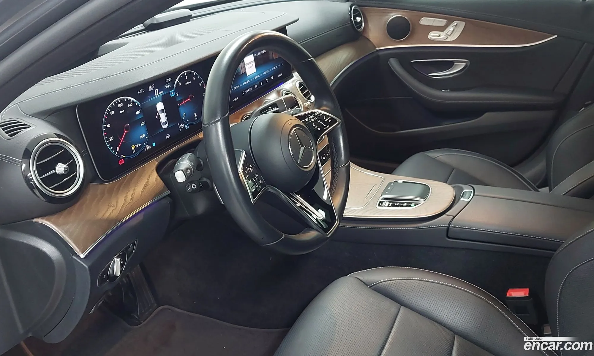 Mercedes-Benz E-Class W213 2020 — 15