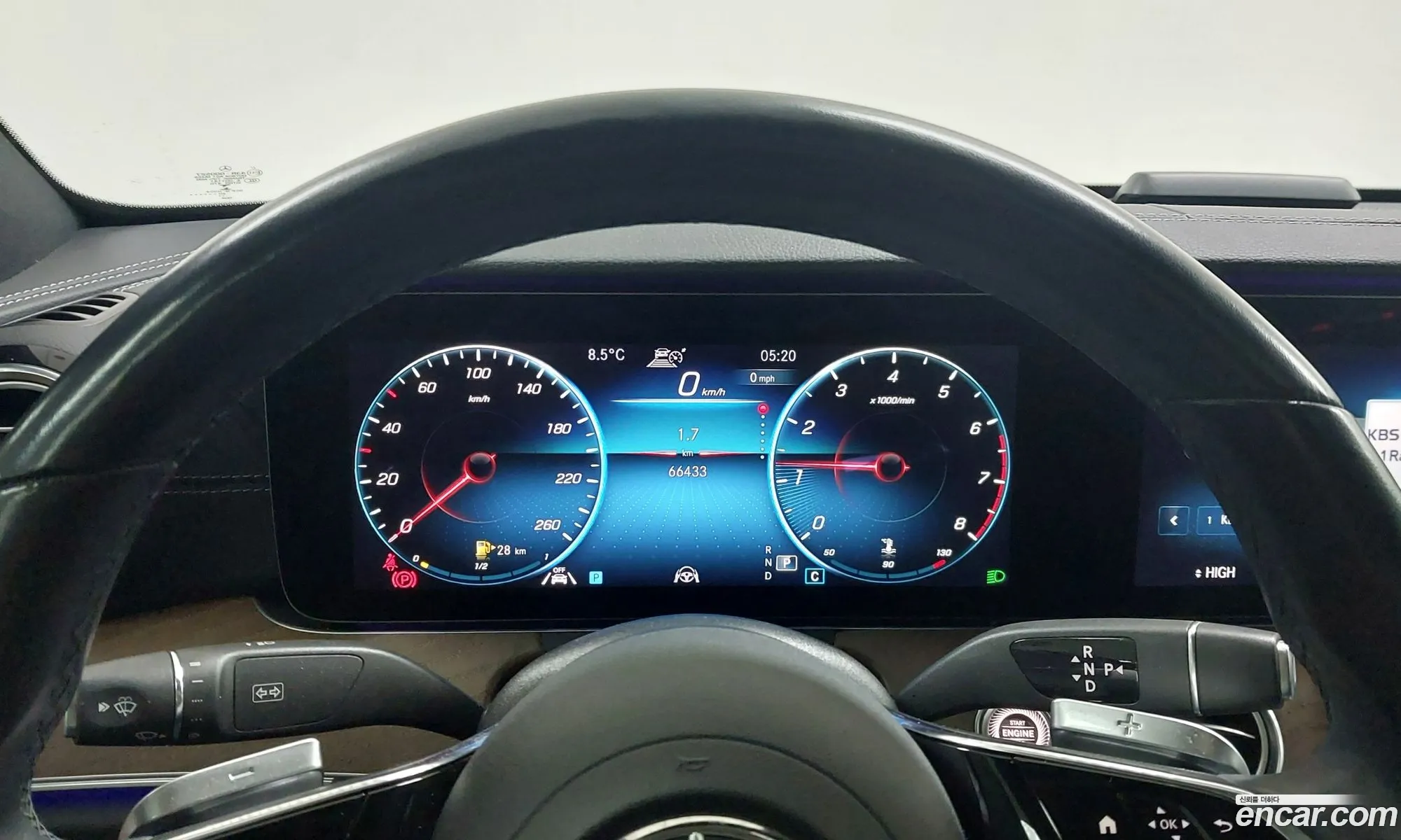 Mercedes-Benz E-Class W213 2020 — 19