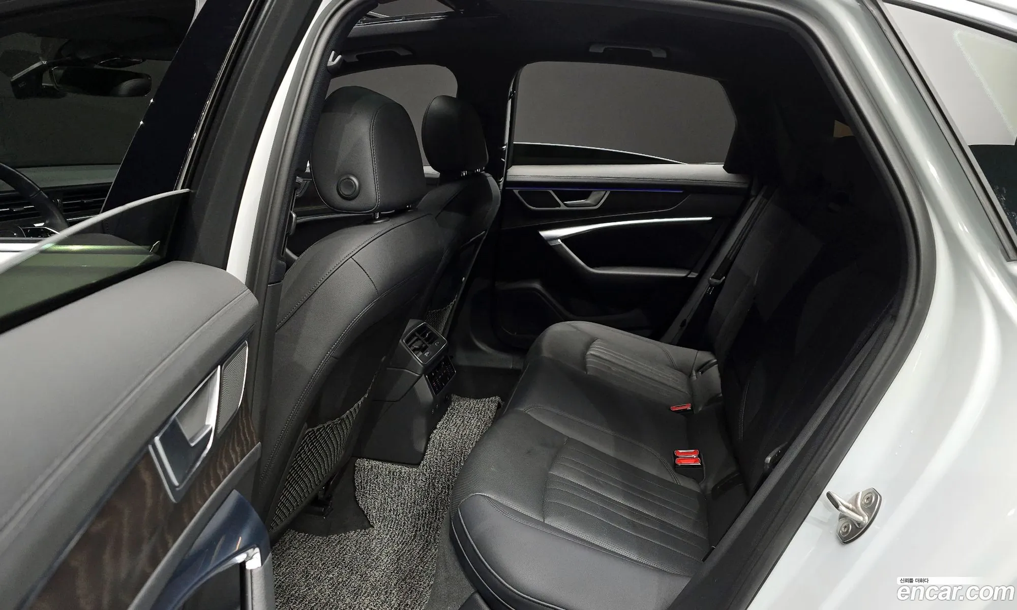 Audi A6 2022 — 10