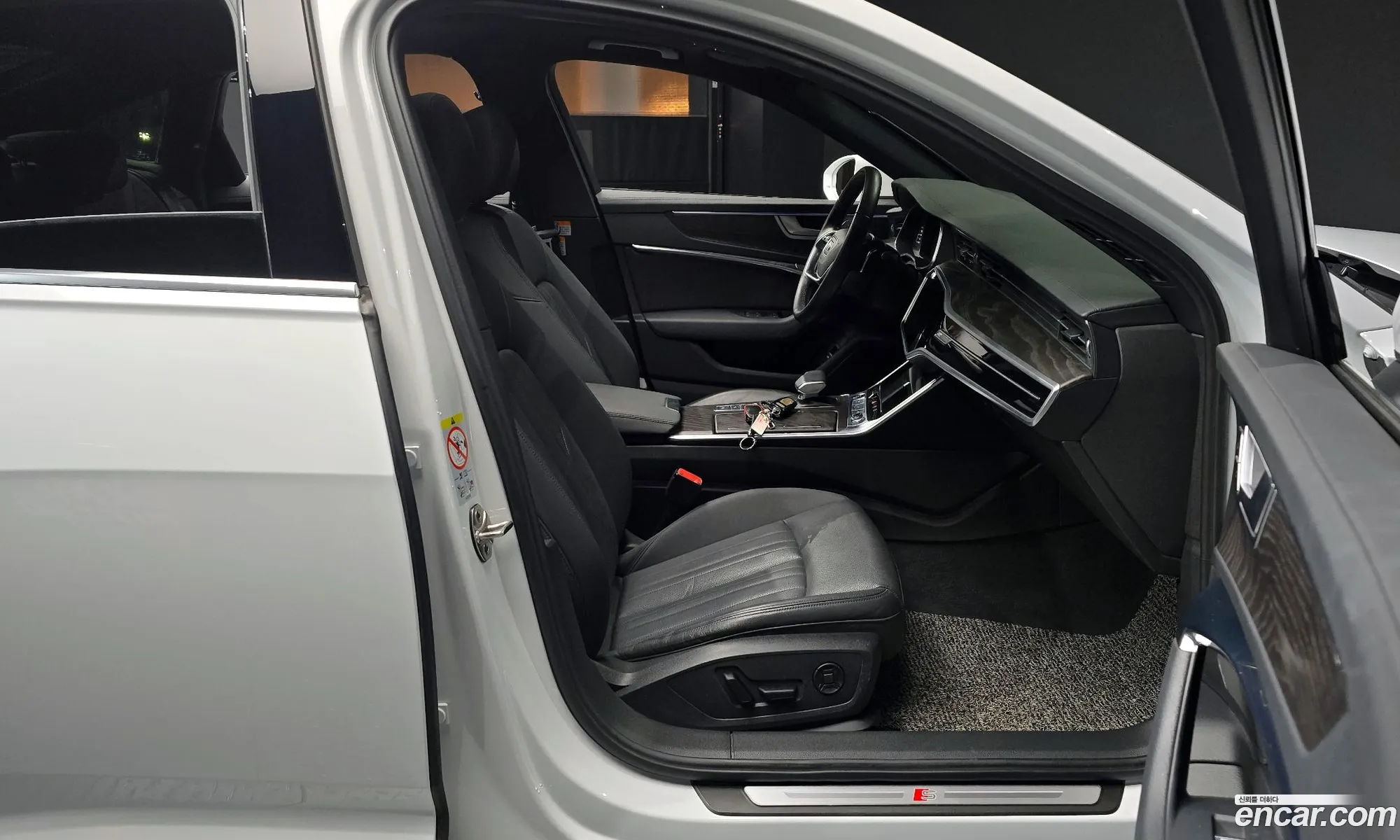 Audi A6 2022 — 17