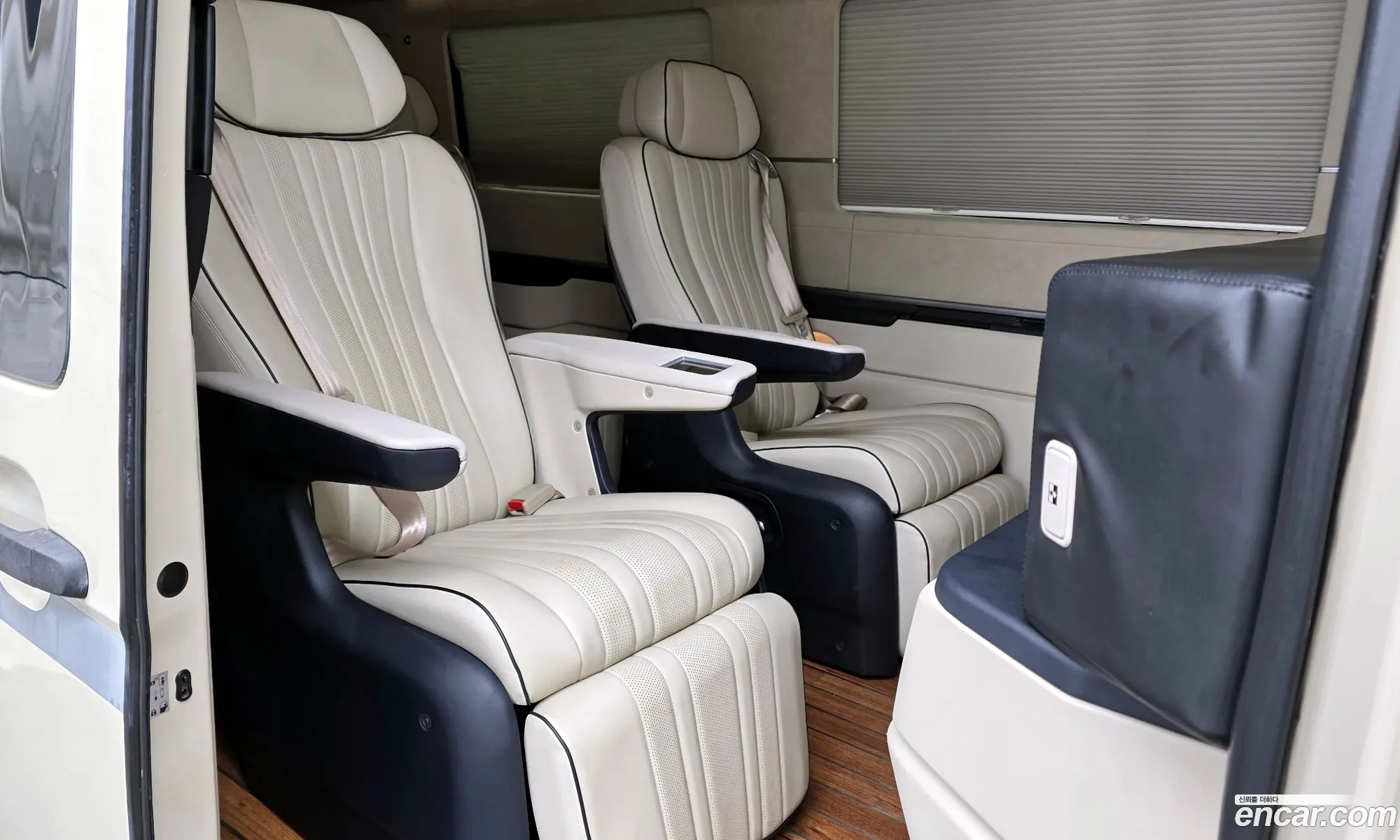 Hyundai Solati 2017 — 10
