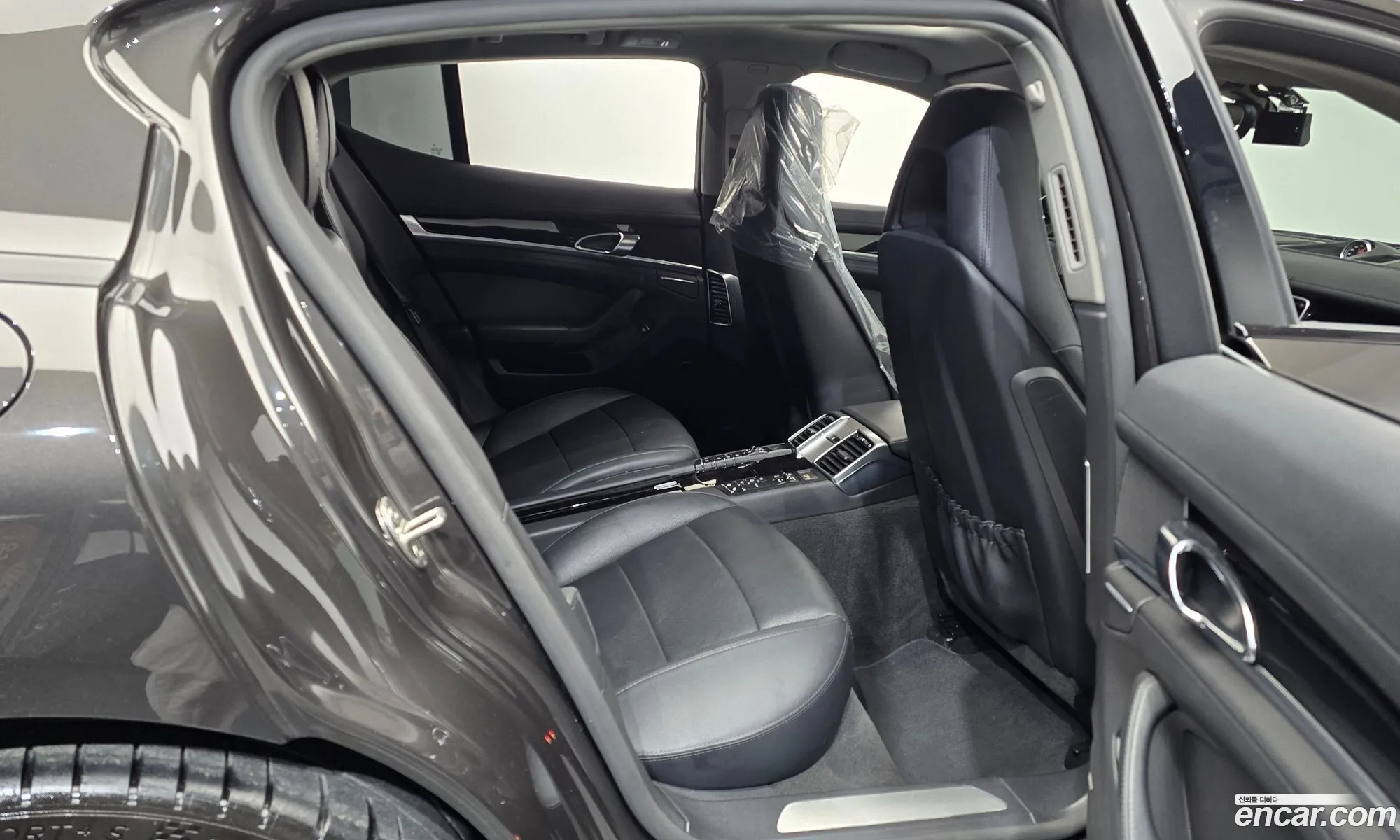 Porsche Panamera 2015 — 12