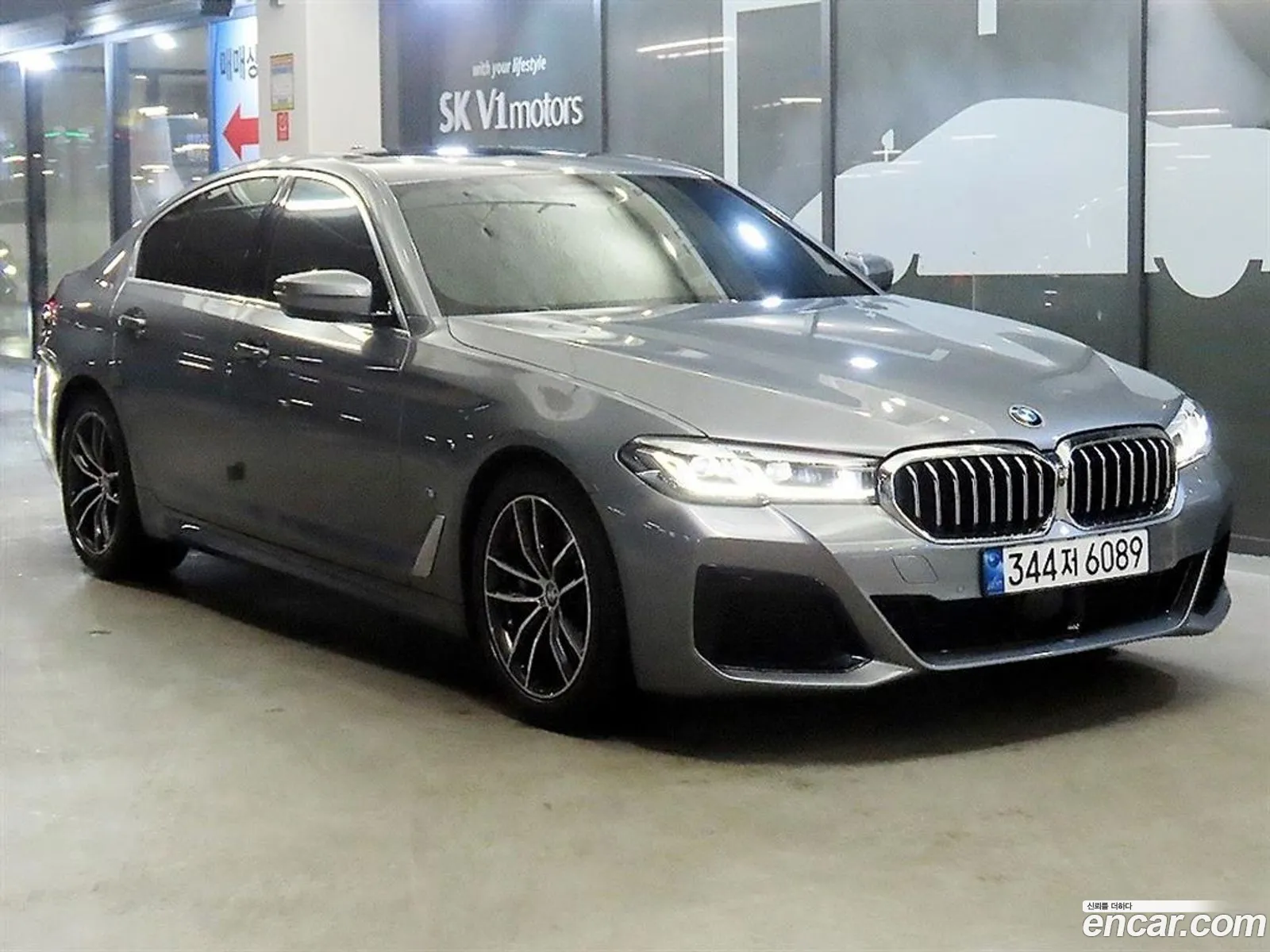 BMW 5 Series 2023 — 16