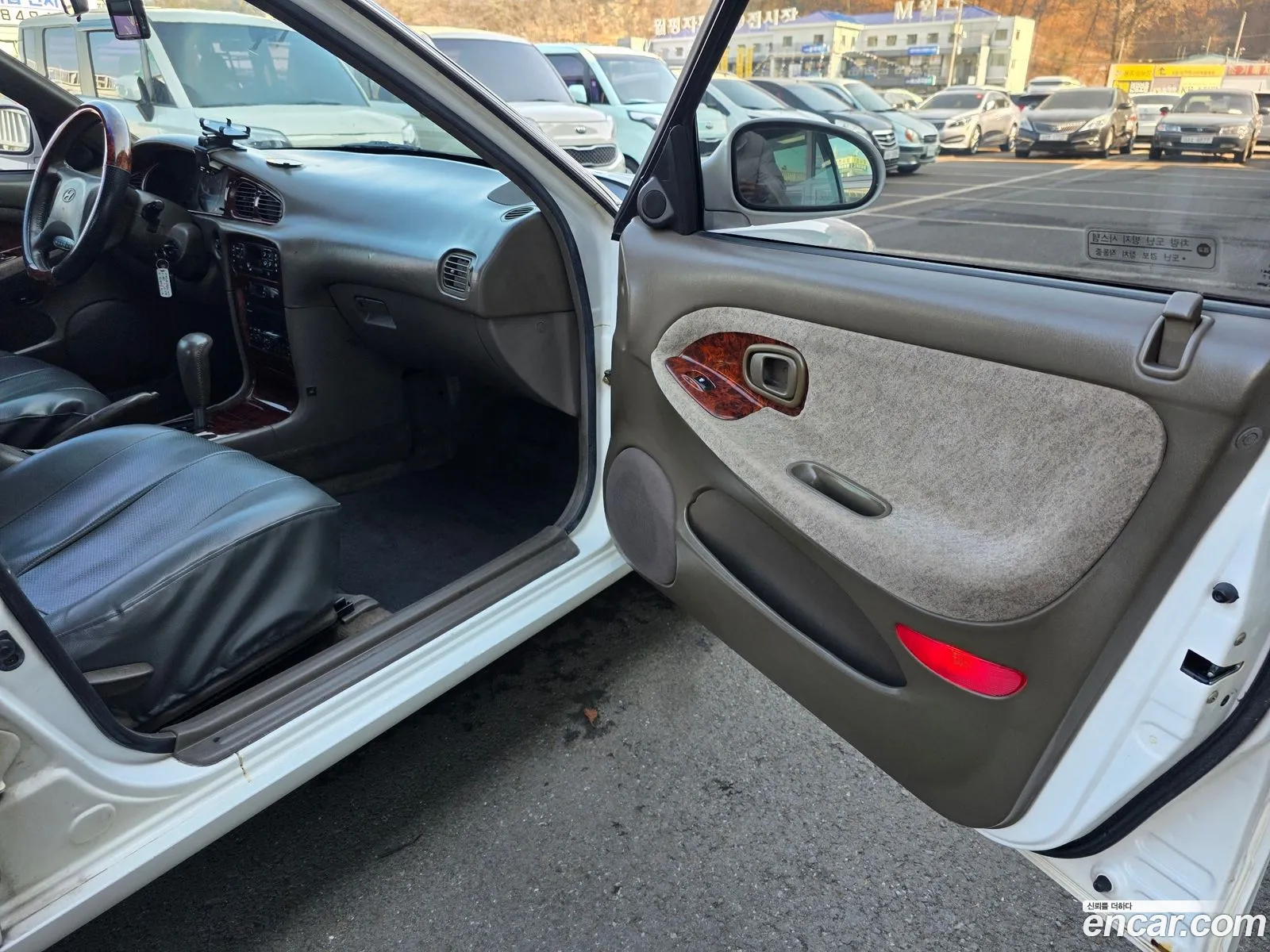 Hyundai Marcia