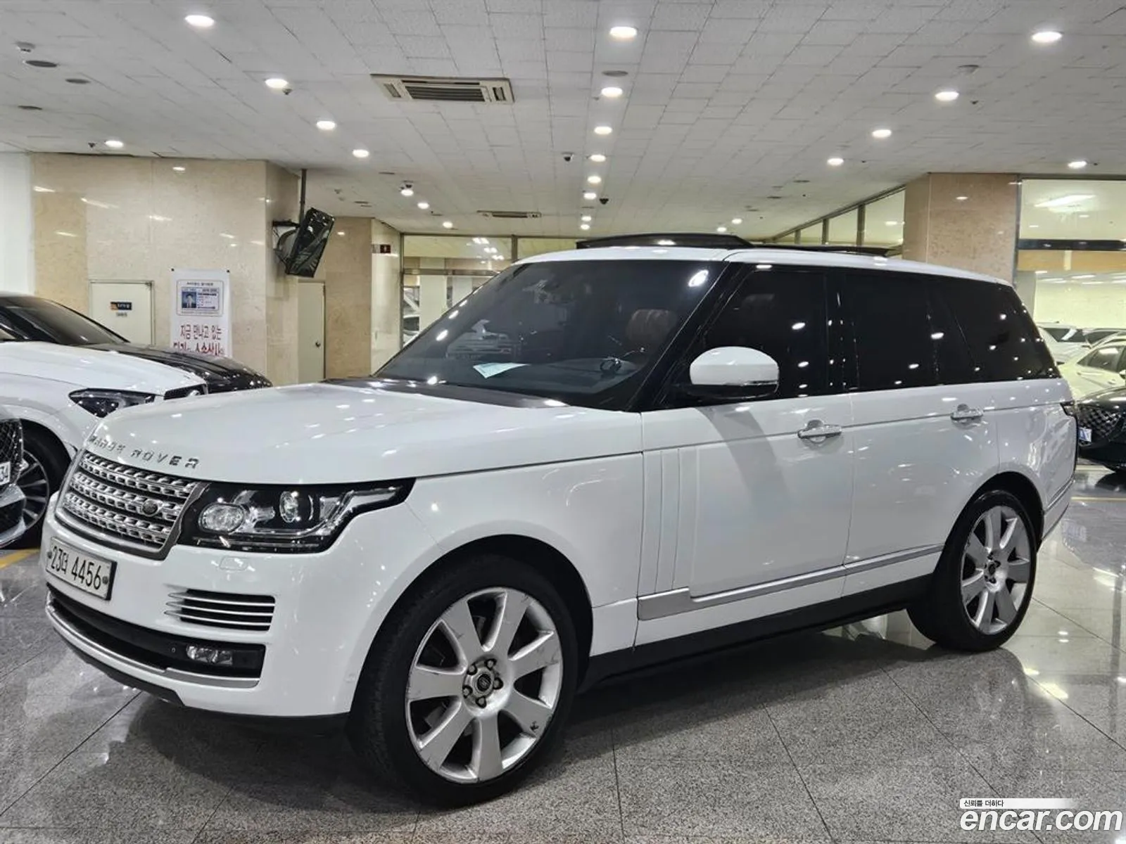 Land Rover Range Rover 2013 — 19