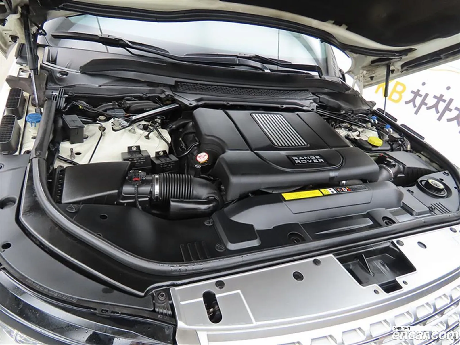 Land Rover Range Rover 2013 — 15