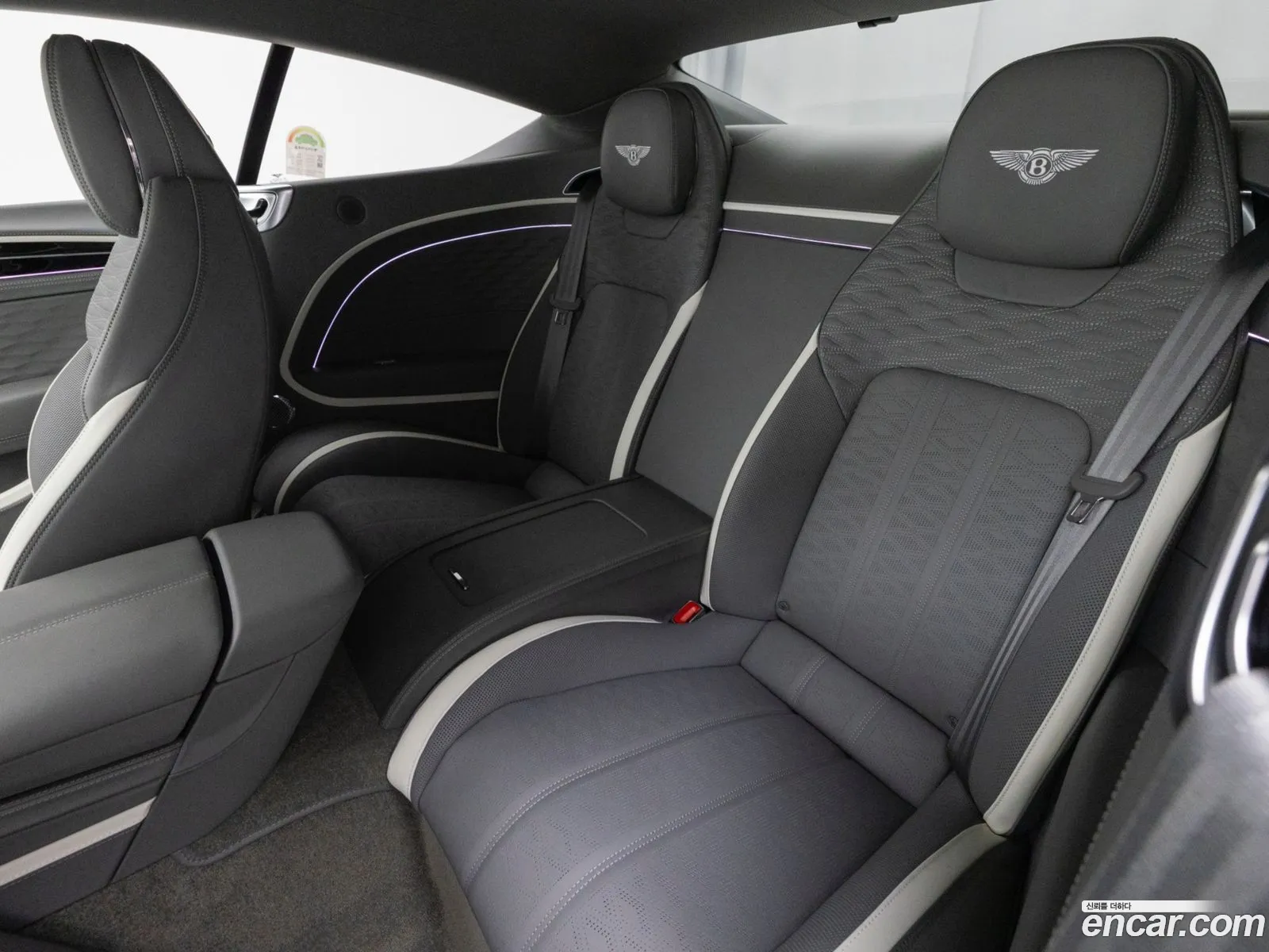 Bentley Continental GT 2025 — 13