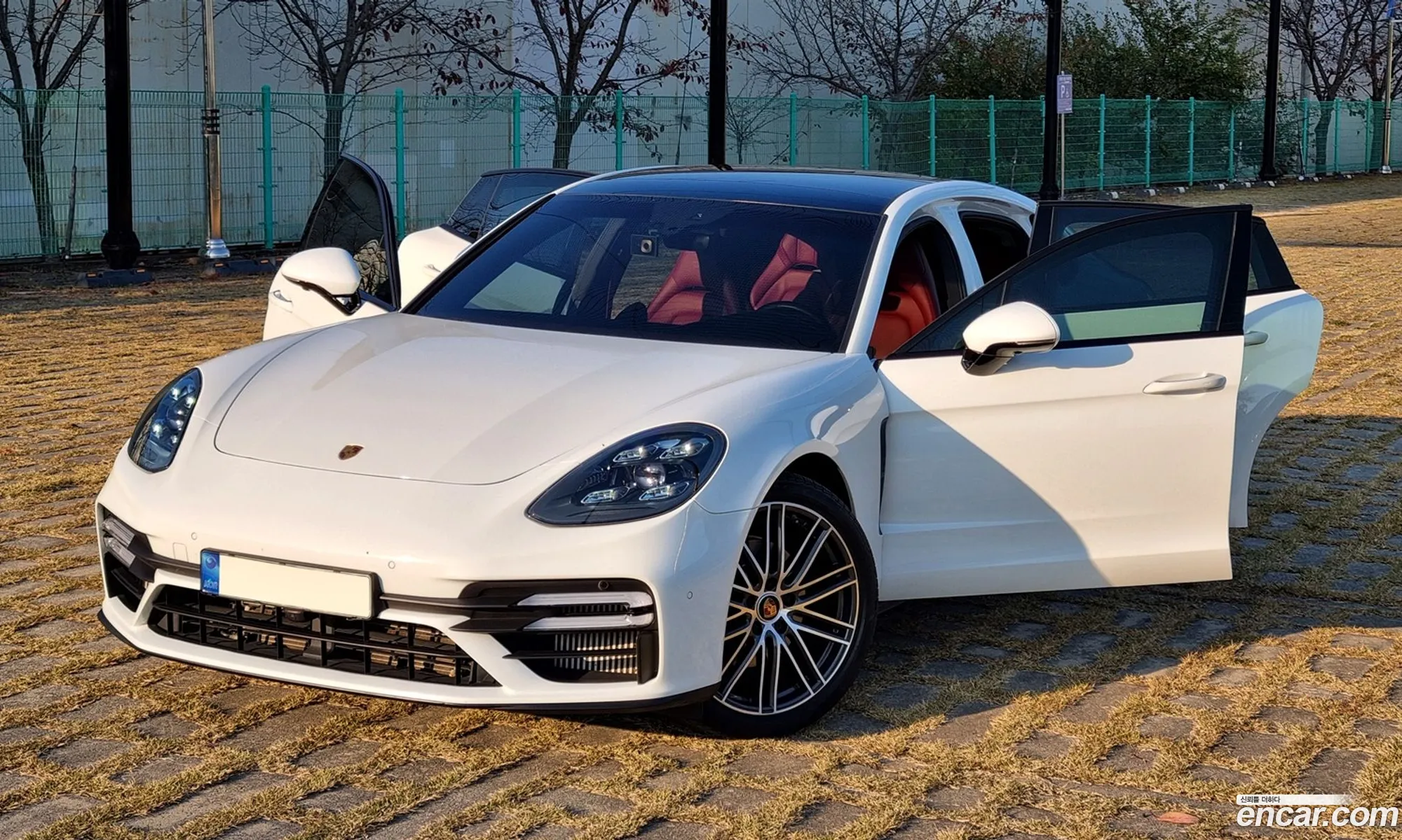 Porsche Panamera 2021 — 12