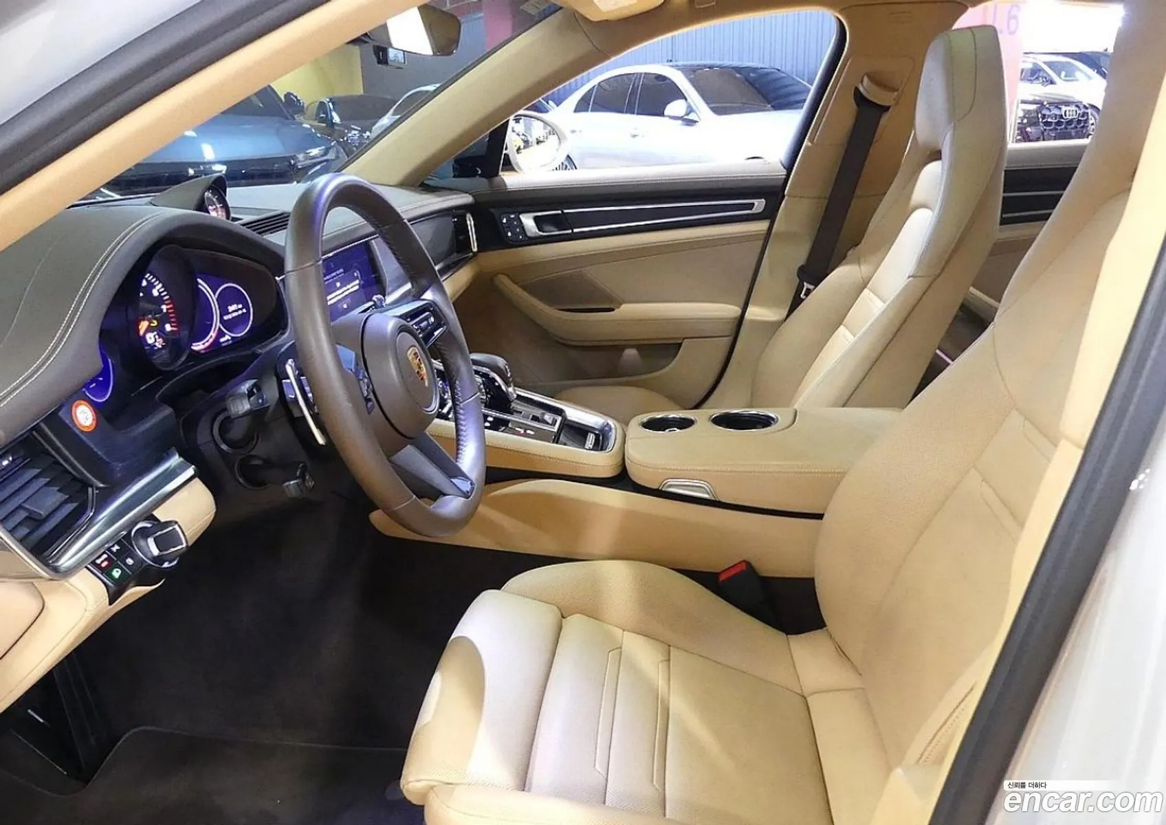 Porsche Panamera 2022 — 11