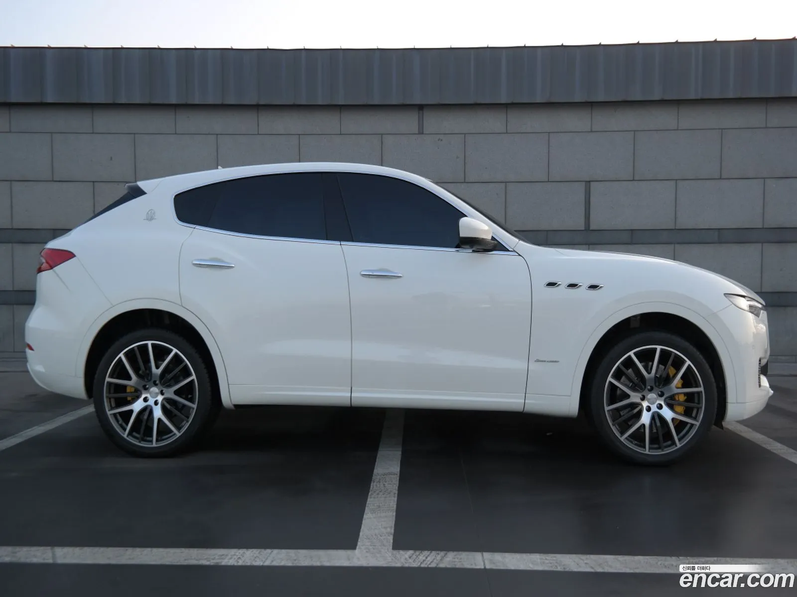 Maserati Levante 2018 — 8