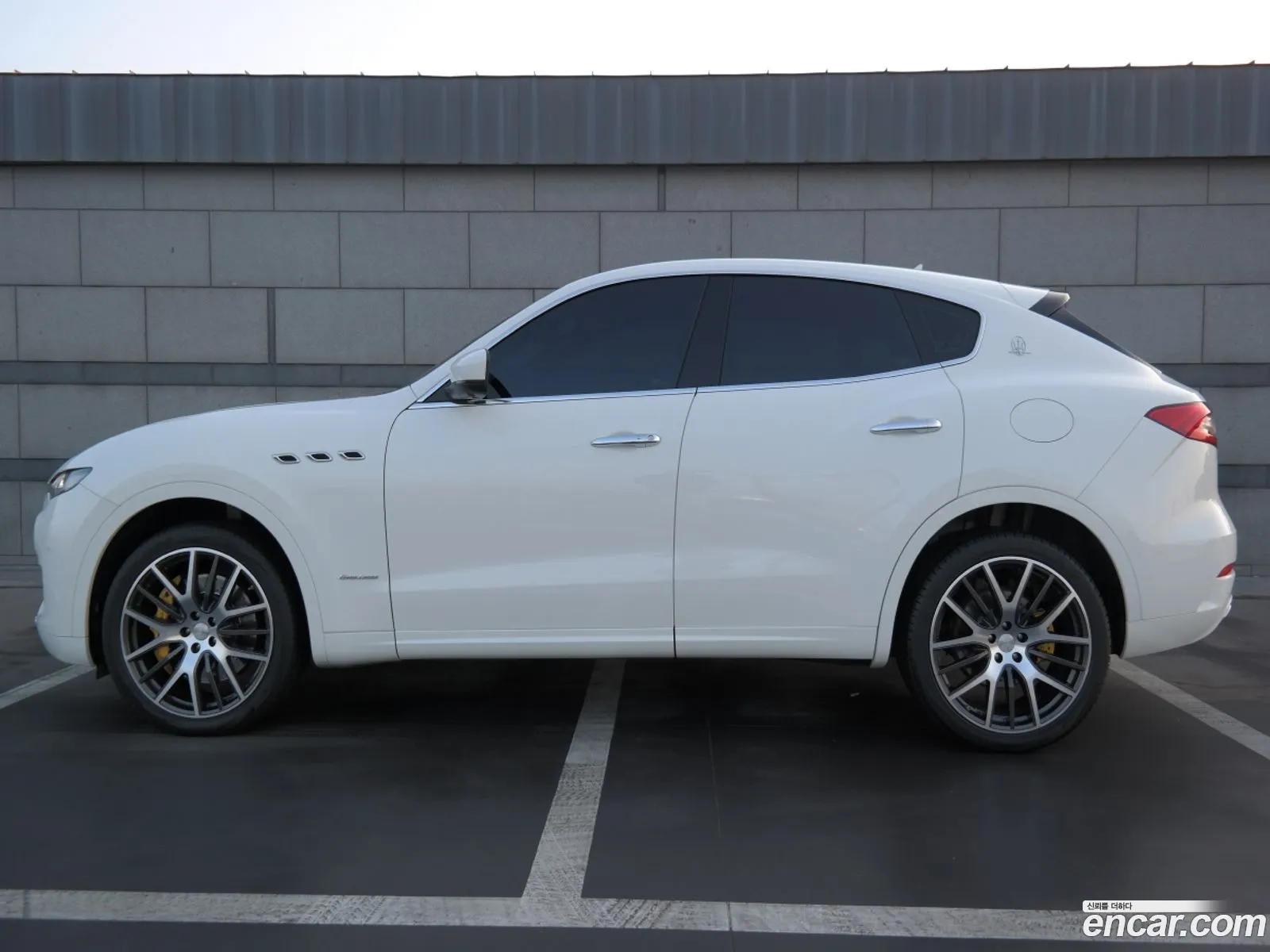 Maserati Levante 2018 — 3