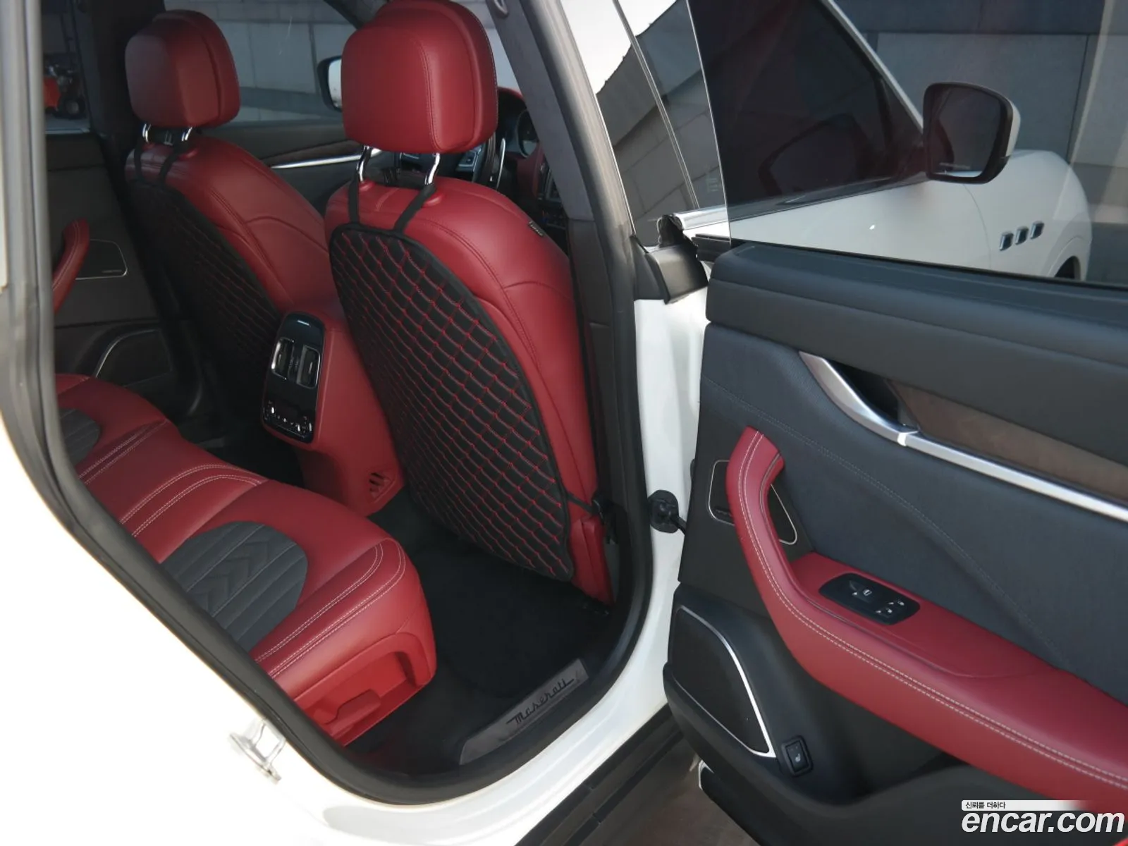 Maserati Levante 2018 — 18