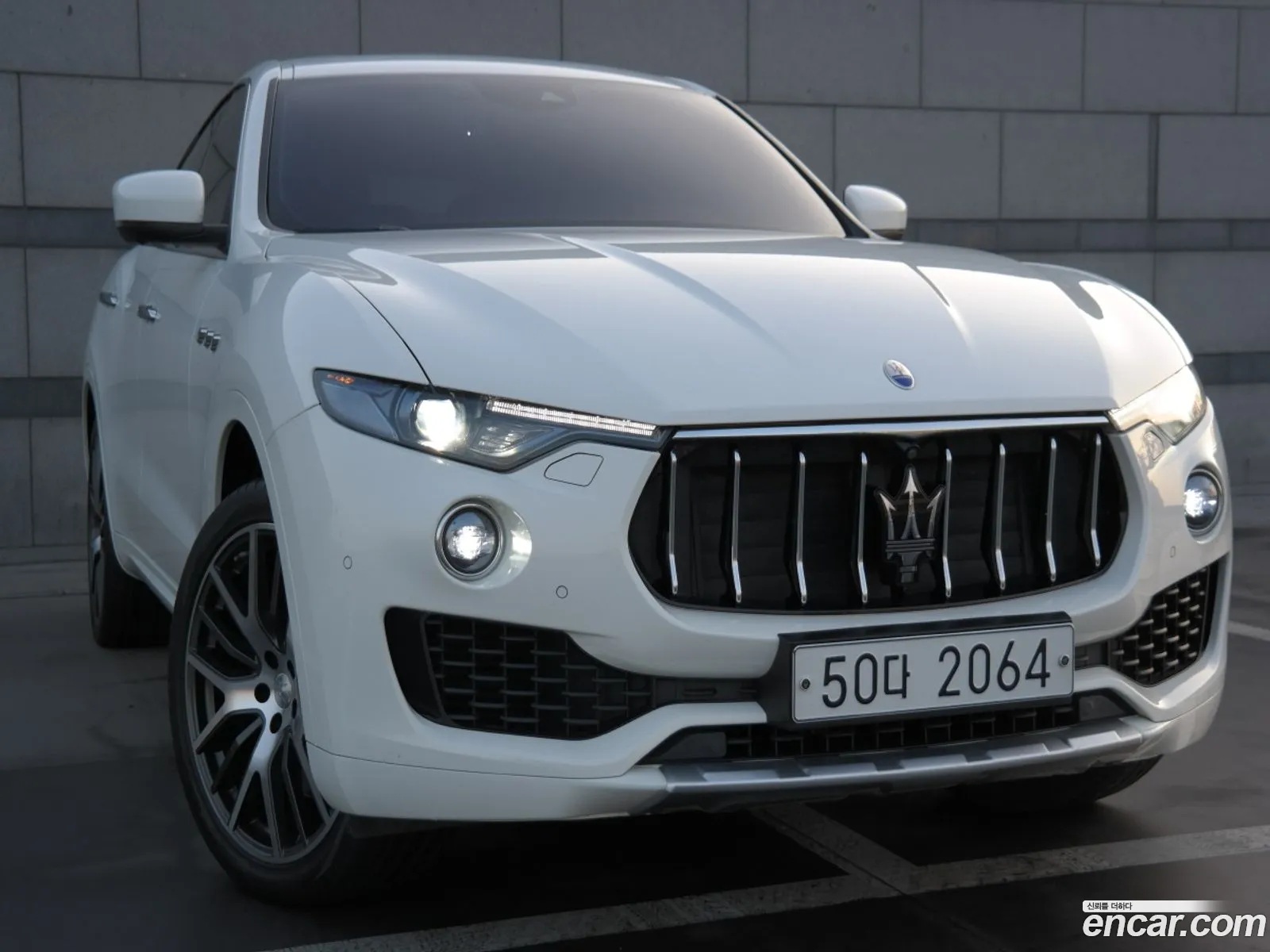 Maserati Levante 2018 — 16