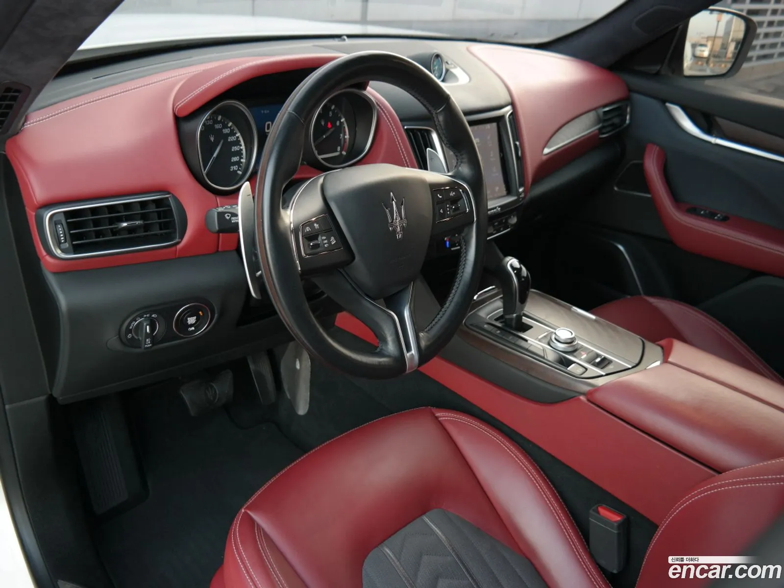 Maserati Levante 2018 — 9