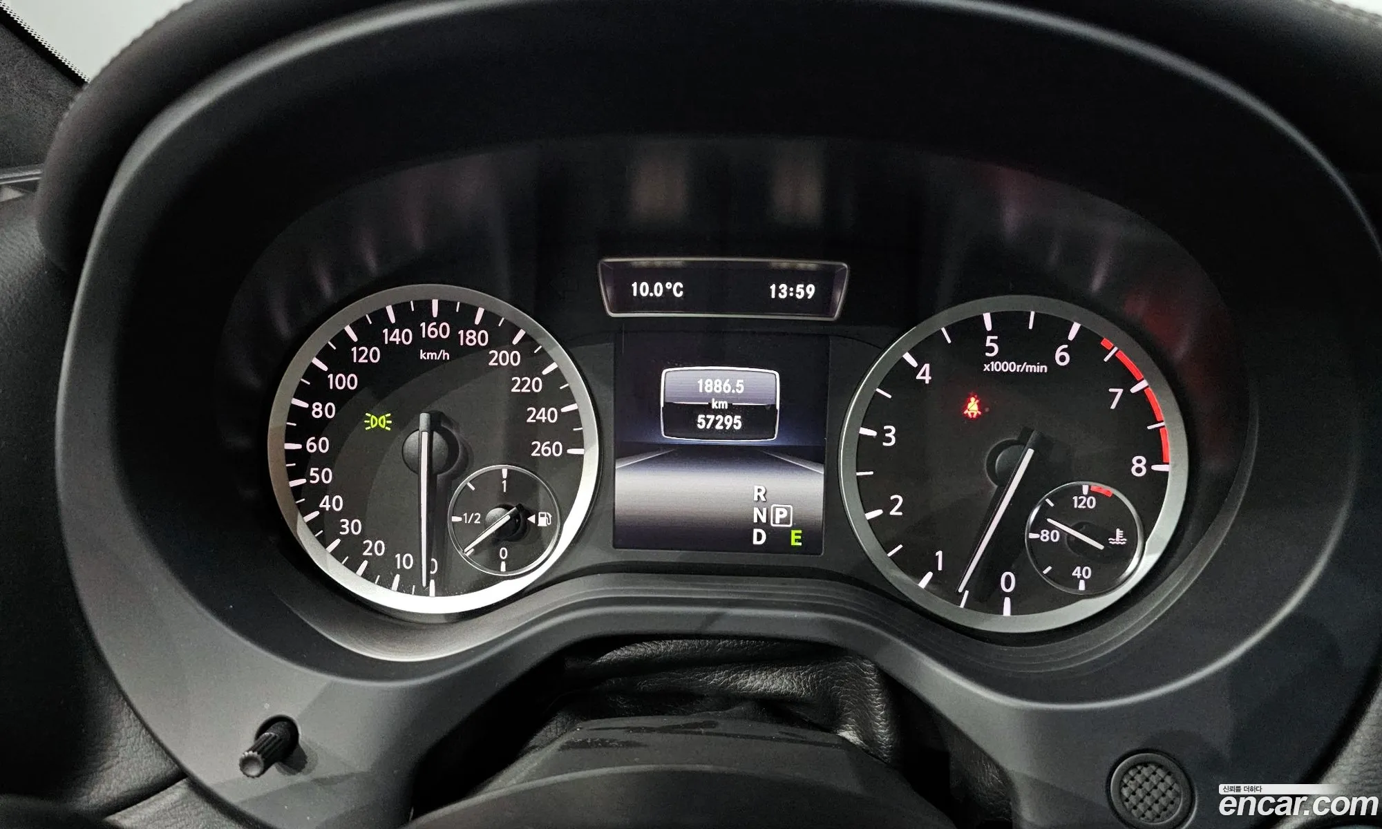 Infiniti Q30 2017 SJKCH53E5HA056741 — 6