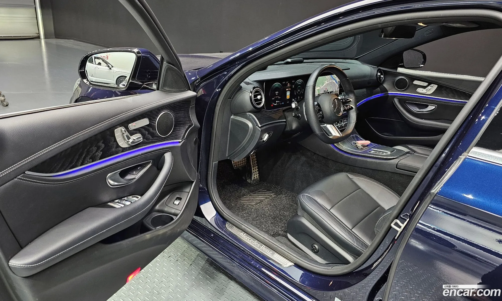 Mercedes-Benz E-Class W213 2020 — 12