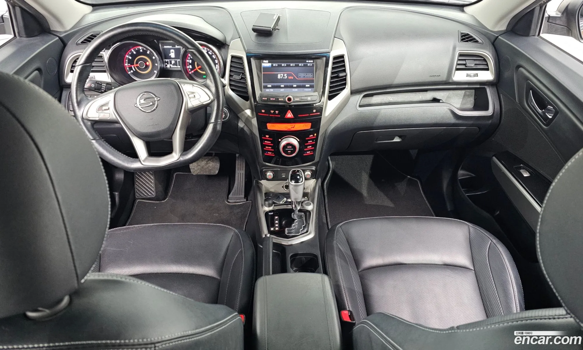 KG Mobility (SsangYong) Tivoli 2016 — 10