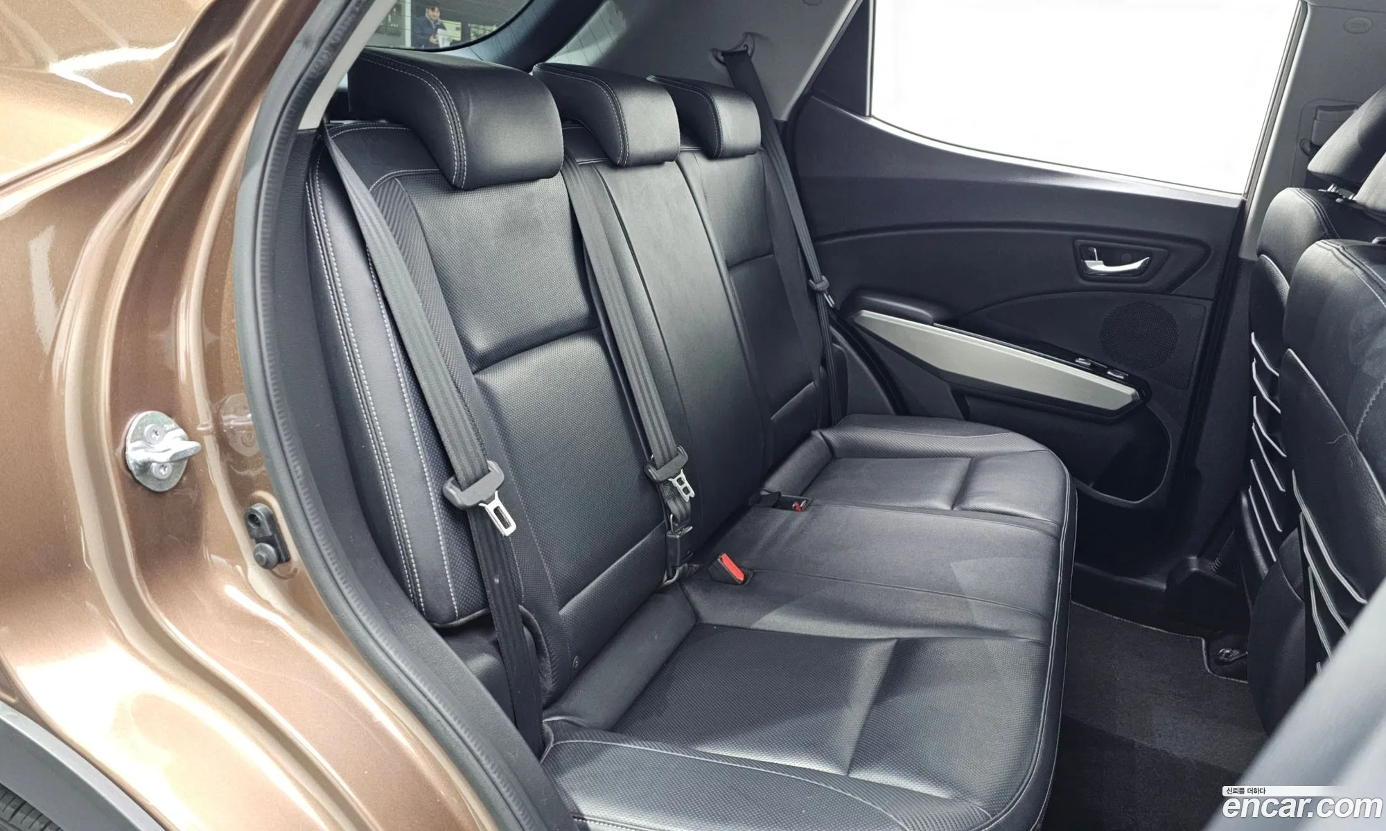KG Mobility (SsangYong) Tivoli 2016 — 3