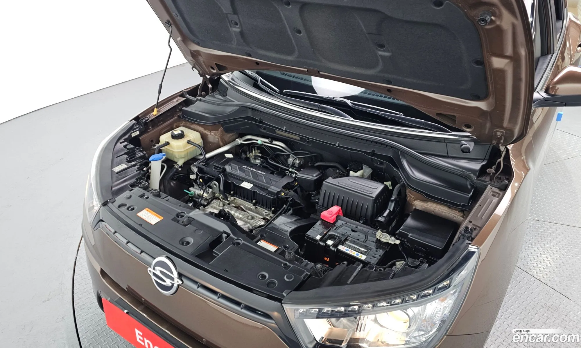 KG Mobility (SsangYong) Tivoli 2016 — 15