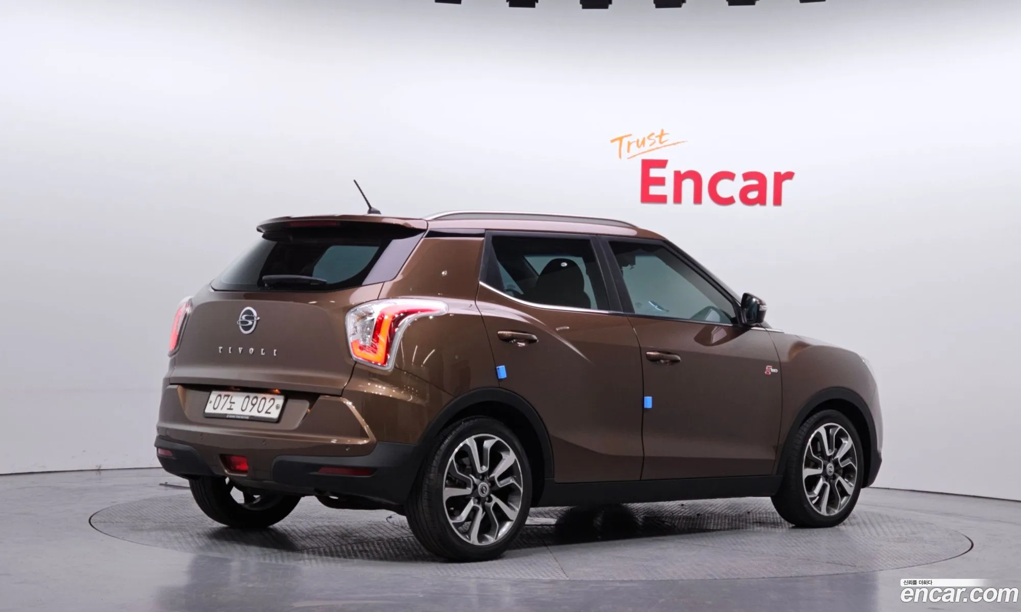 KG Mobility (SsangYong) Tivoli 2016 — 12