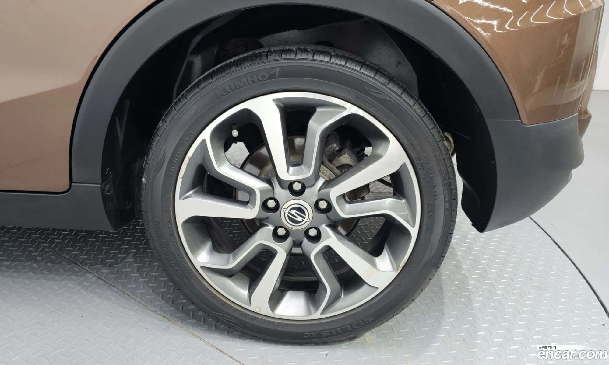 KG Mobility (SsangYong) Tivoli 2016 — 11