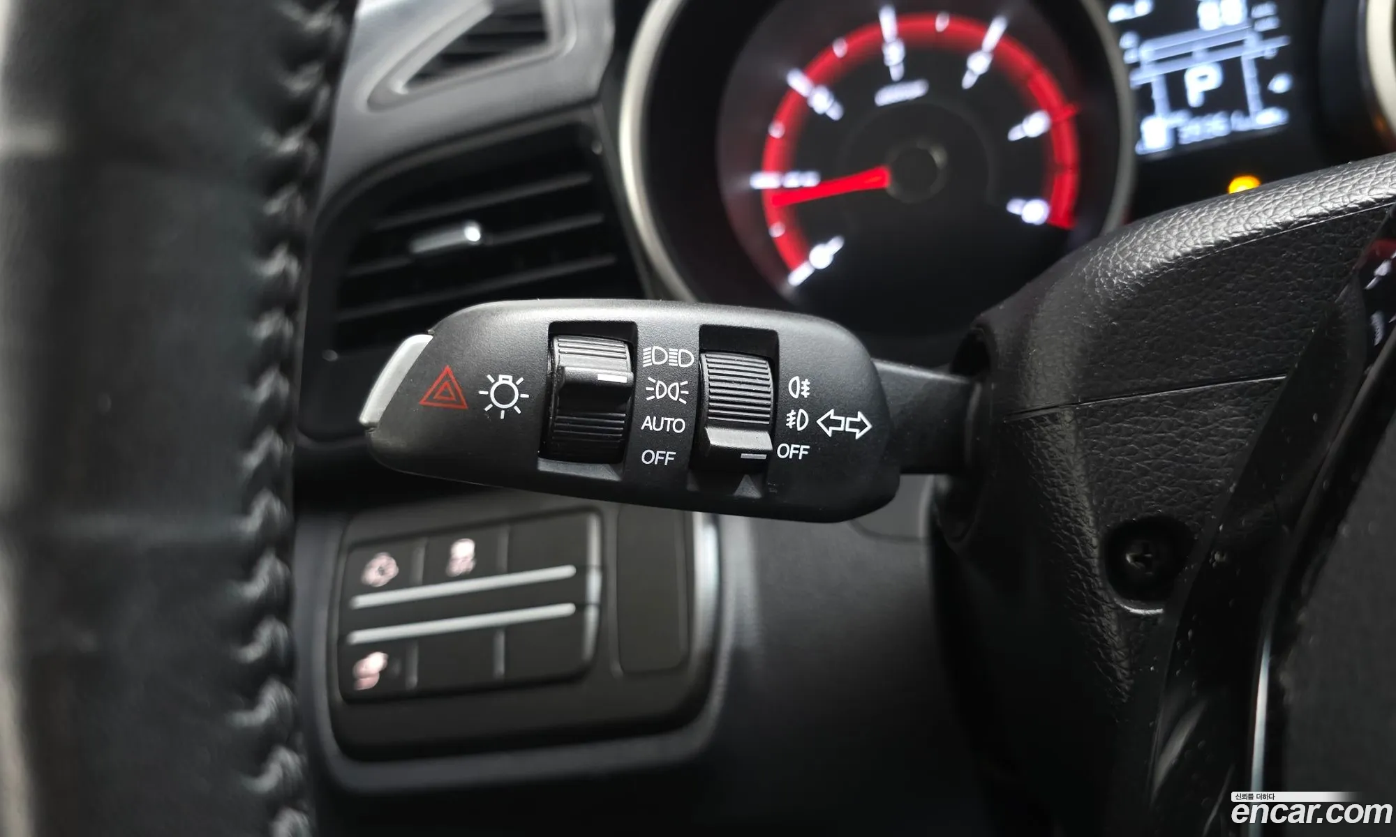 KG Mobility (SsangYong) Tivoli Air 2017 — 16