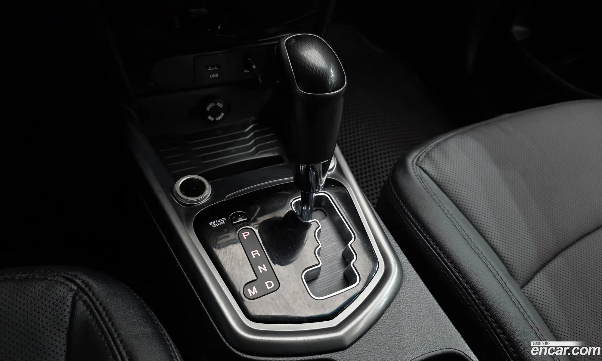 KG Mobility (SsangYong) Tivoli Air 2017 — 12