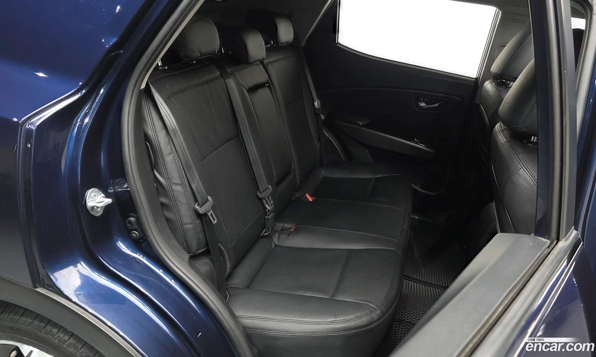 KG Mobility (SsangYong) Tivoli Air 2017 — 19