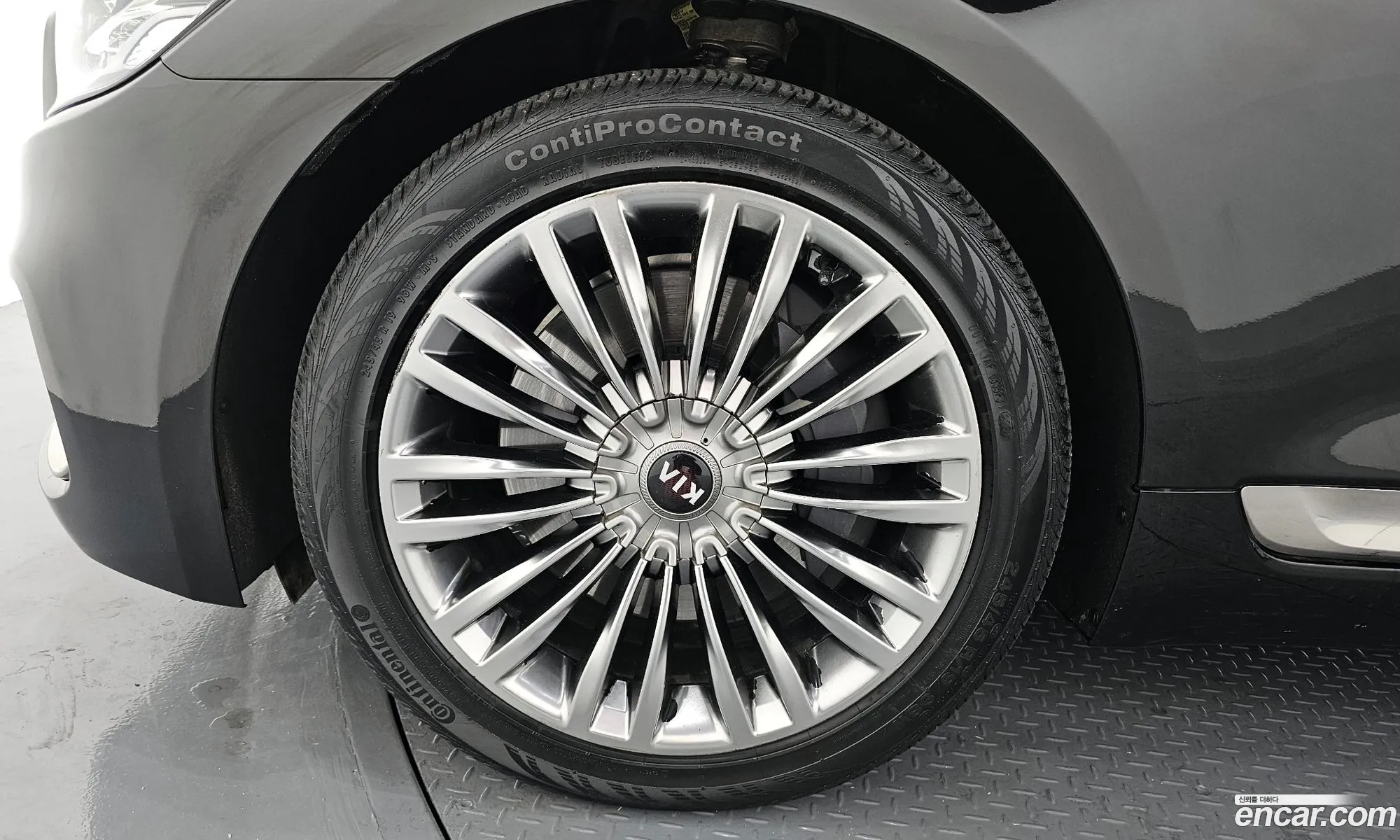 Kia The K9 2018 — 11